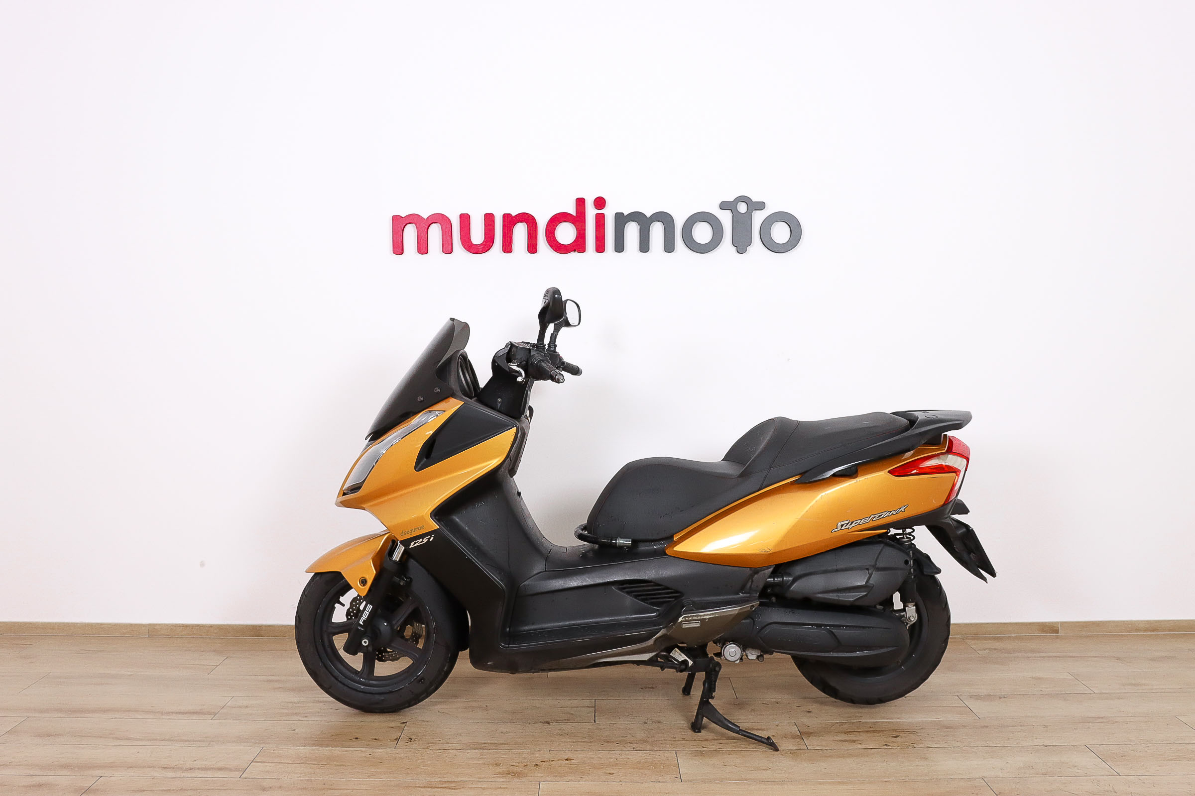 KYMCO Super Dink 125i ABSKYMCO7 KYMCO Super Dink 125i ABSKYMCO7