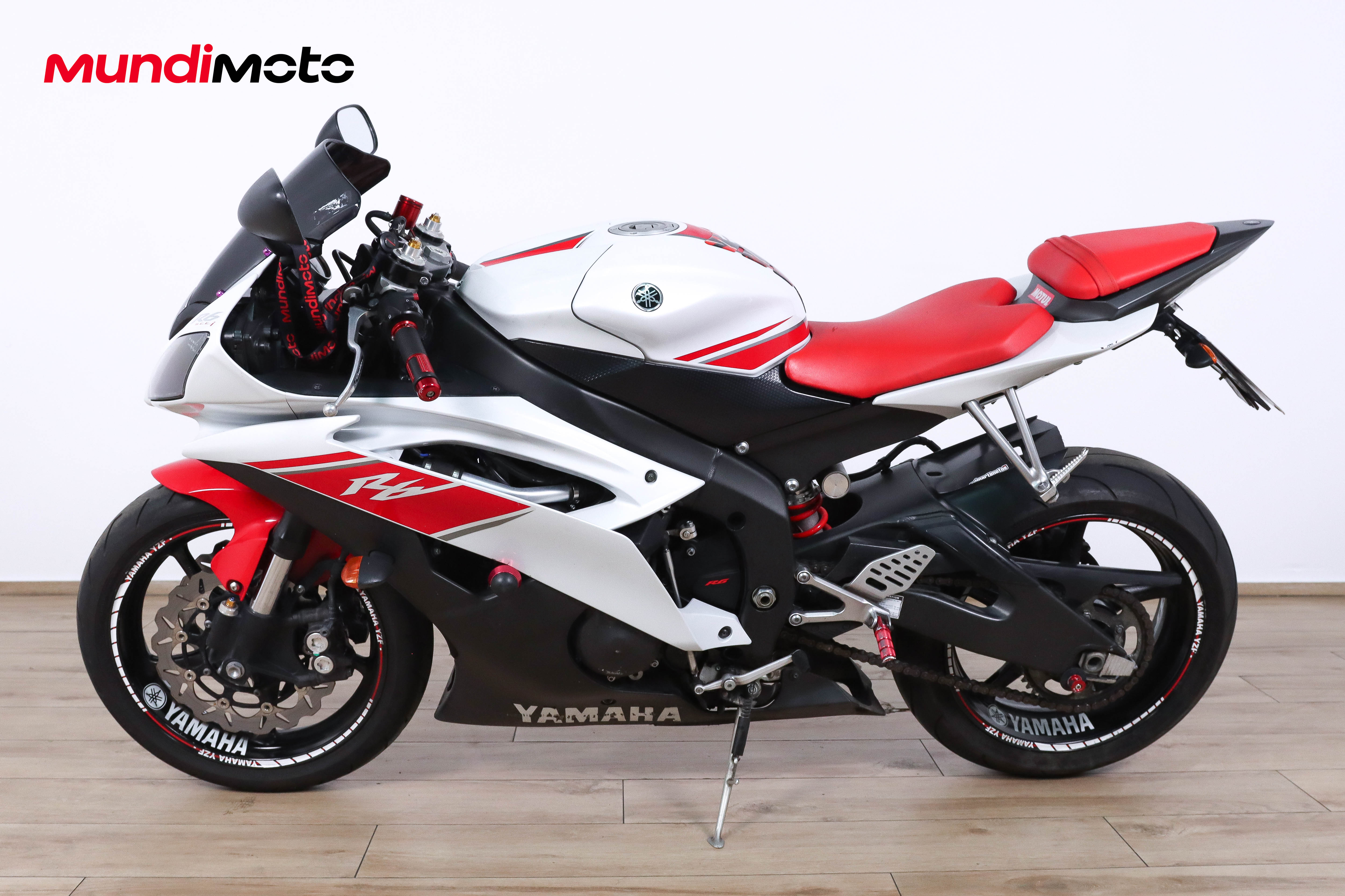 YAMAHA YZF R6YAMAHA4 YAMAHA YZF R6YAMAHA4