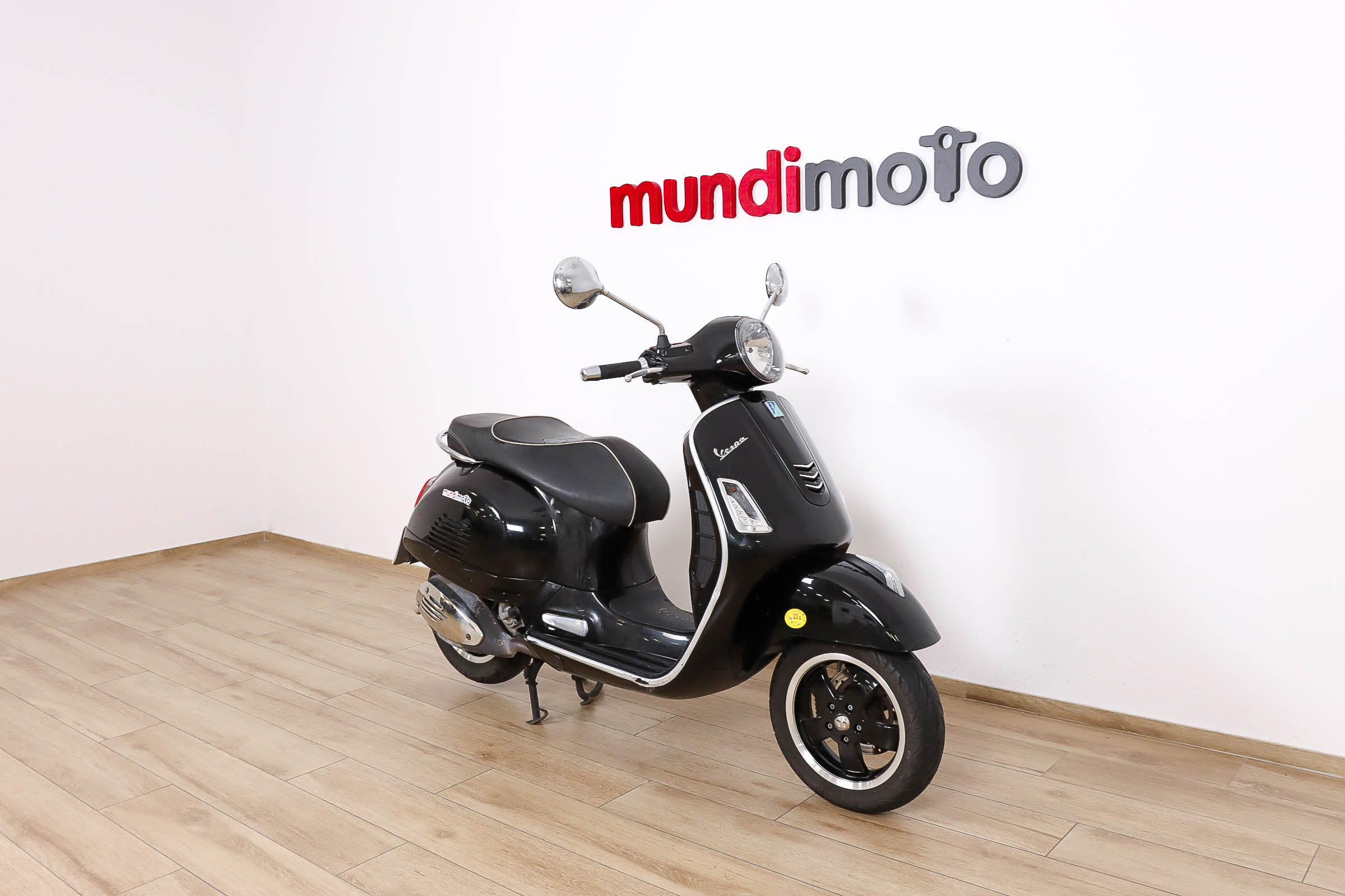 VESPA GTS 125 TouringVESPA1 VESPA GTS 125 TouringVESPA1