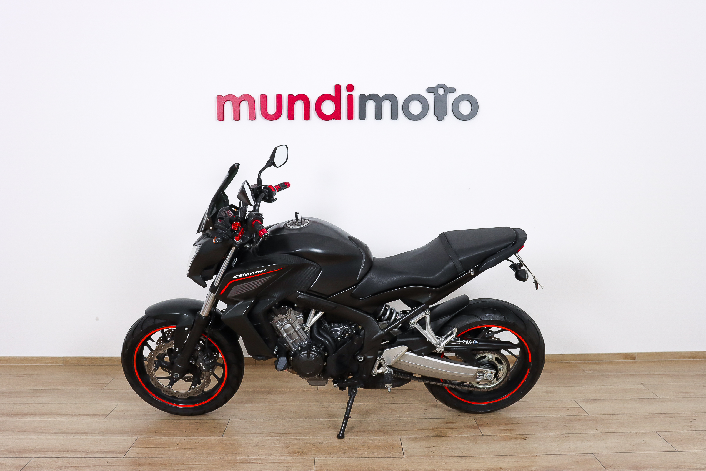 HONDA CB 650FHONDA6 HONDA CB 650FHONDA6