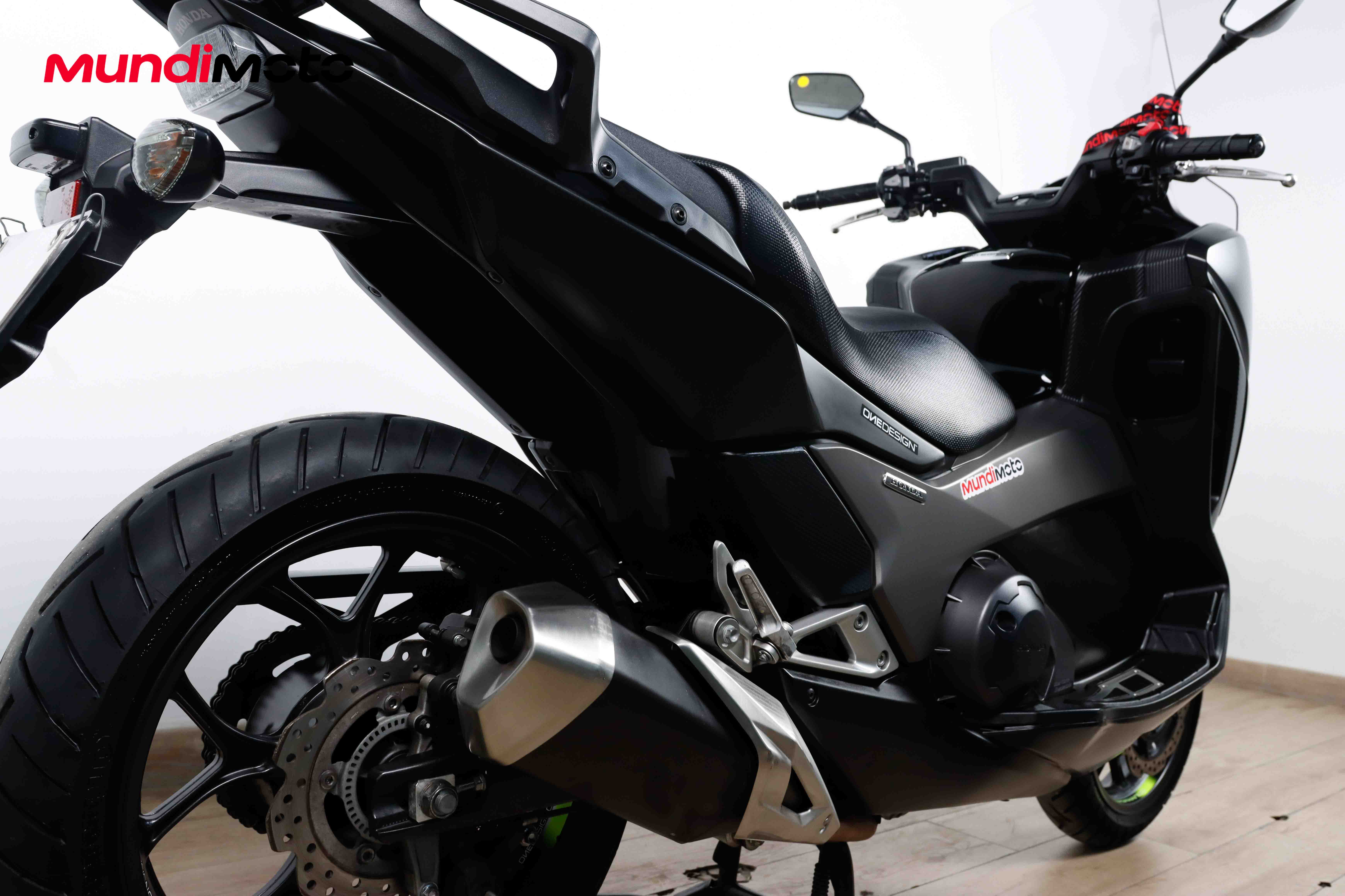 HONDA IntegraHONDA3 HONDA IntegraHONDA3