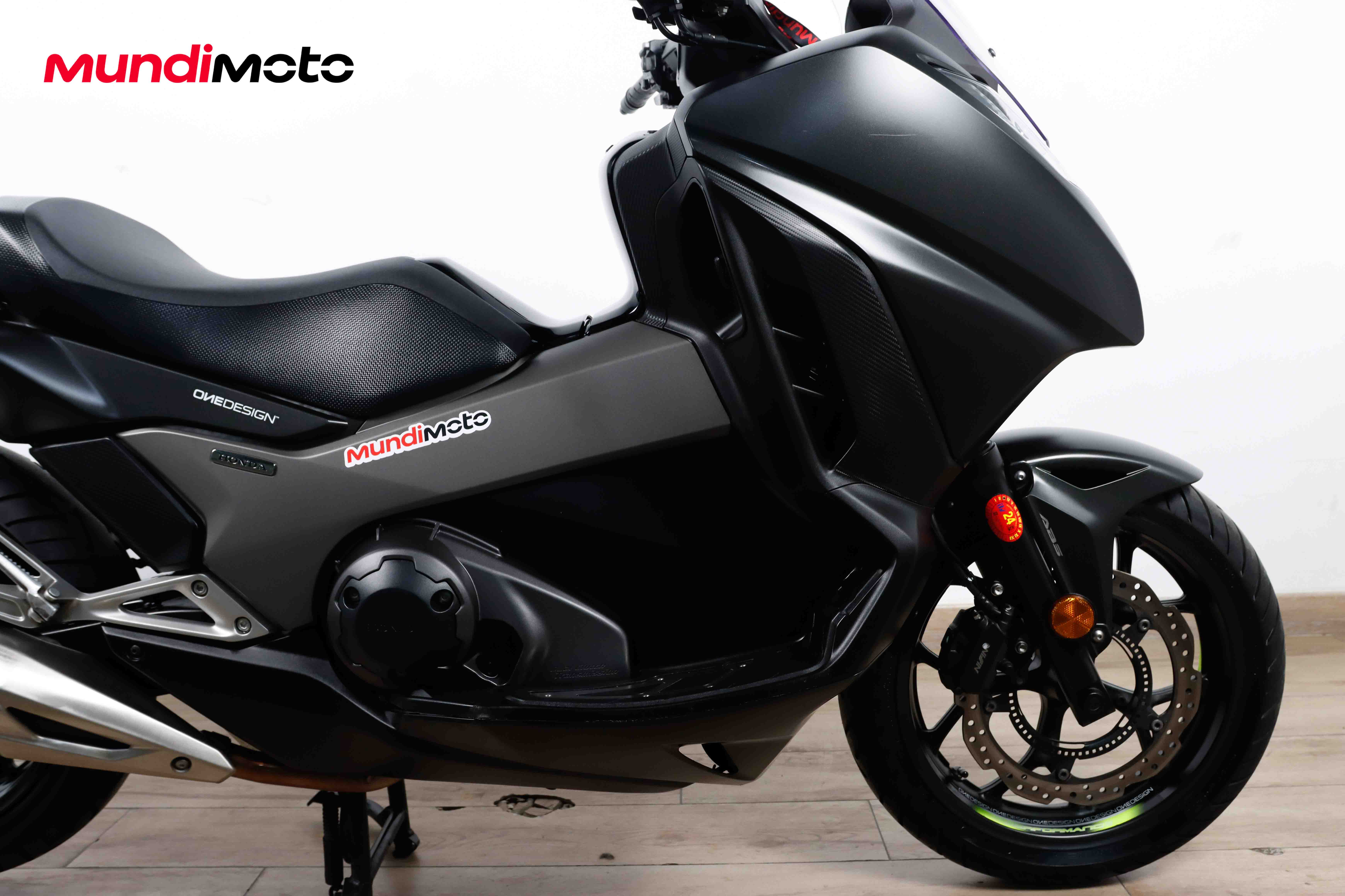 HONDA IntegraHONDA4 HONDA IntegraHONDA4