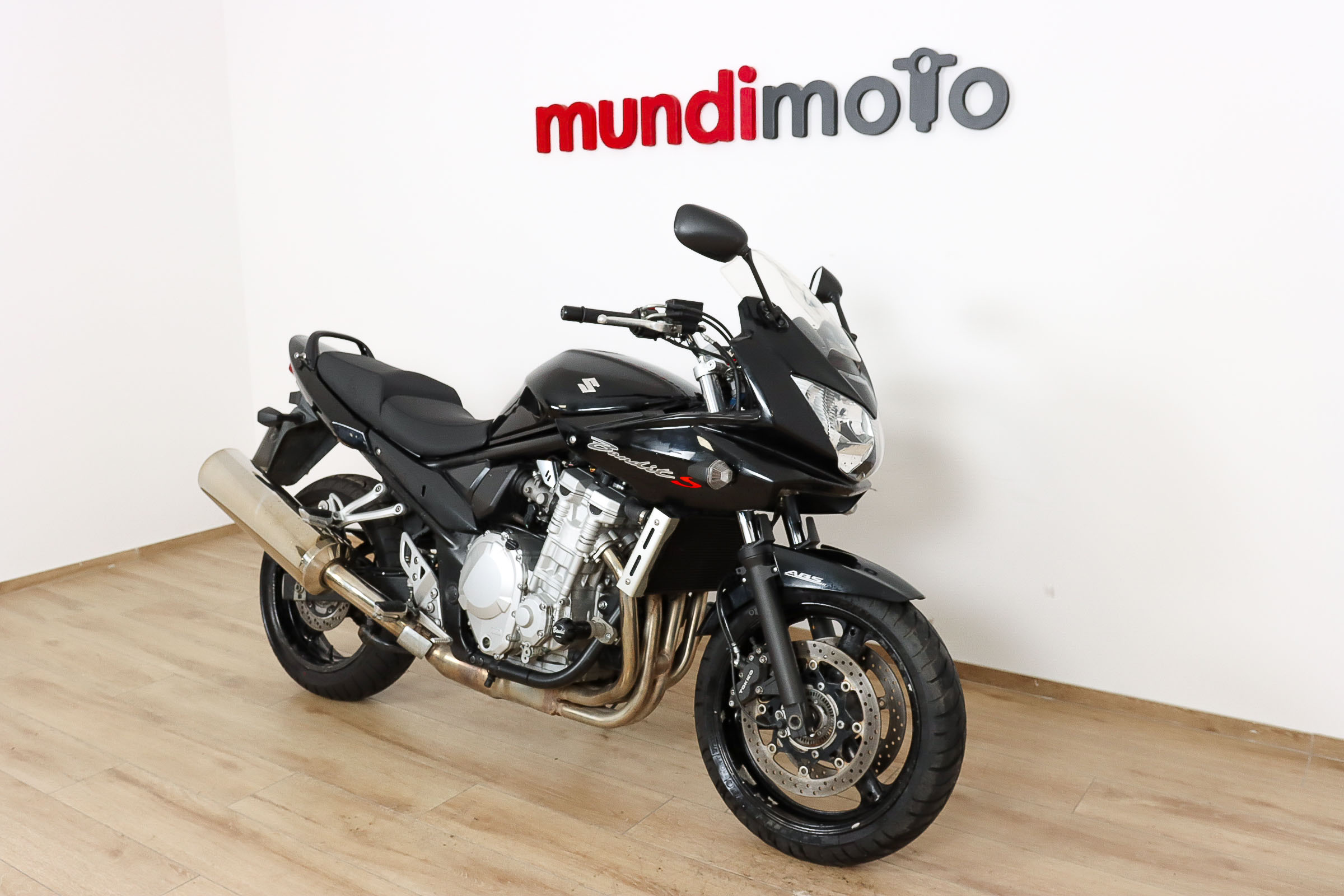 SUZUKI Bandit 650 SSUZUKI2 SUZUKI Bandit 650 SSUZUKI2