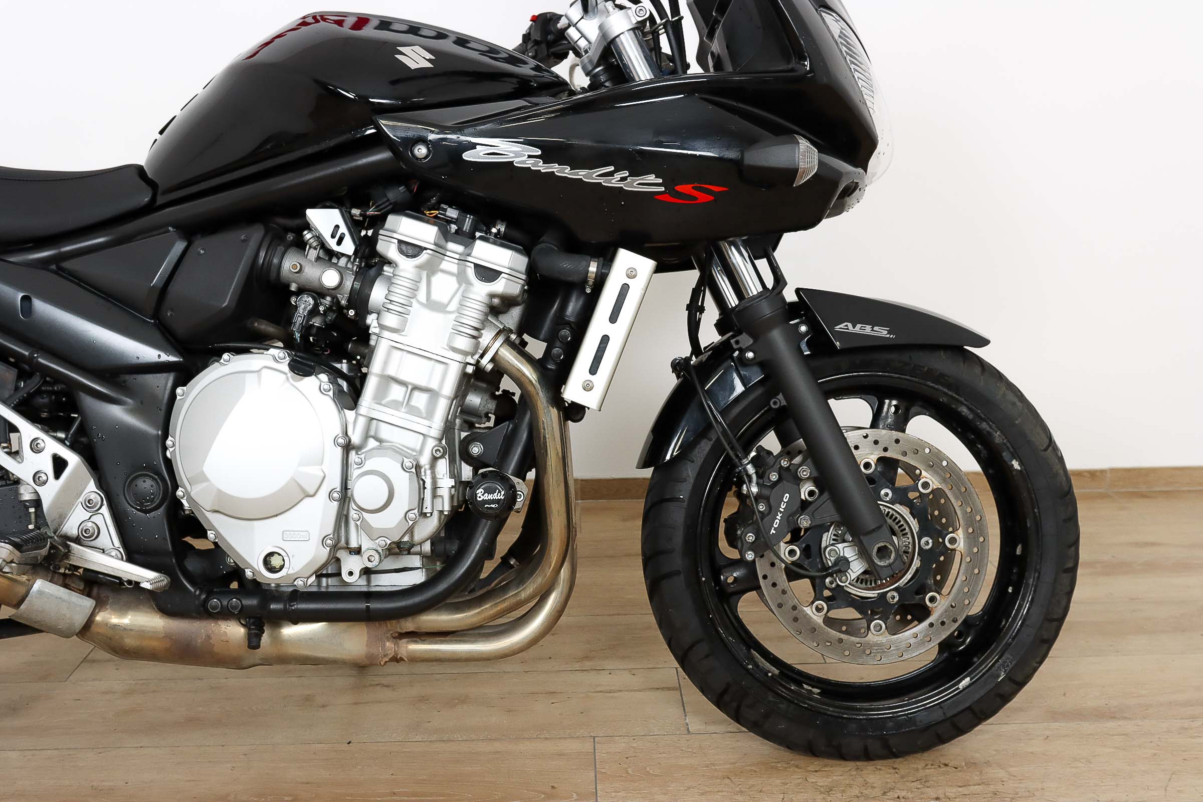 SUZUKI Bandit 650 SSUZUKI3 SUZUKI Bandit 650 SSUZUKI3