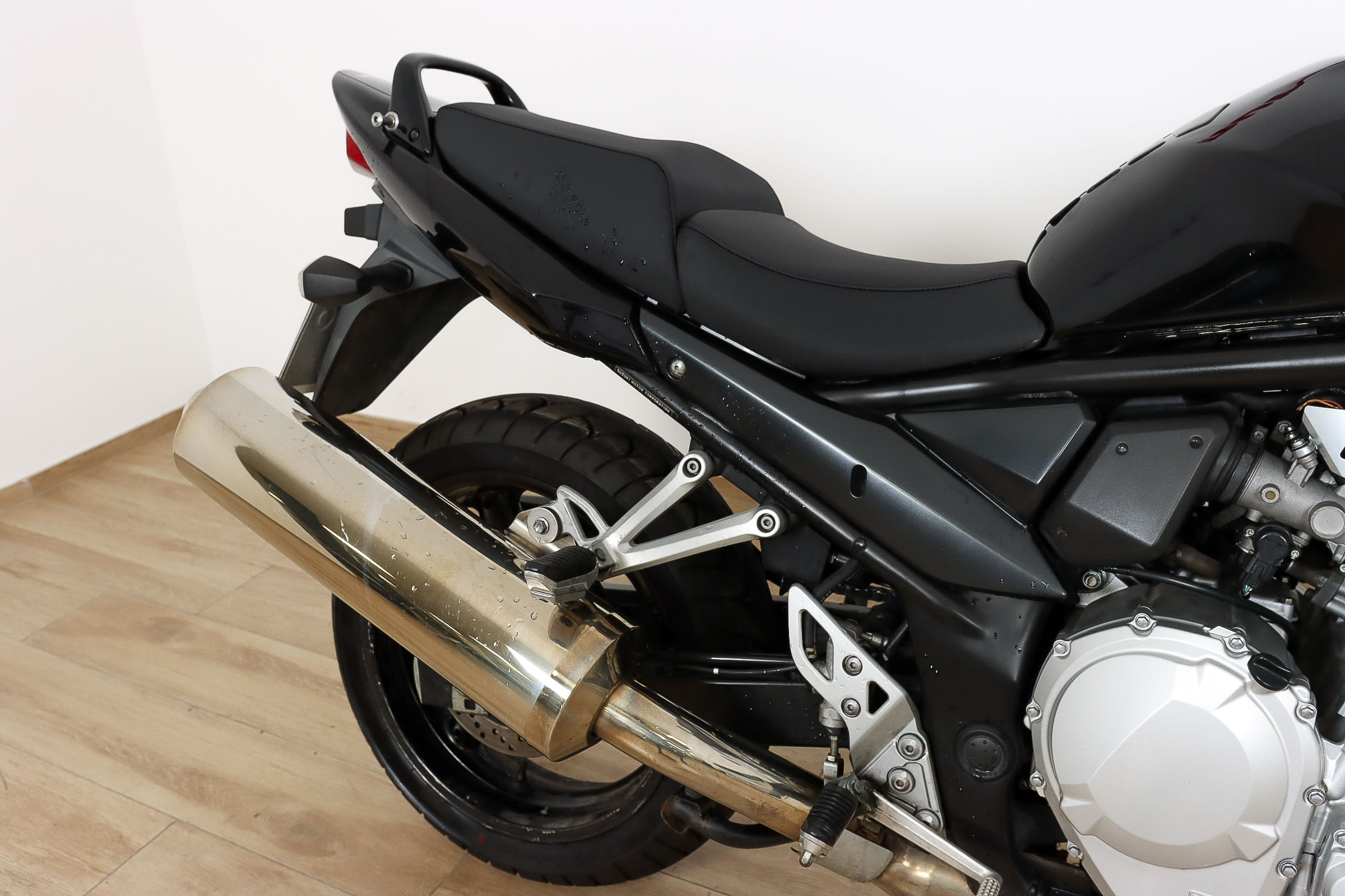 SUZUKI Bandit 650 SSUZUKI5 SUZUKI Bandit 650 SSUZUKI5