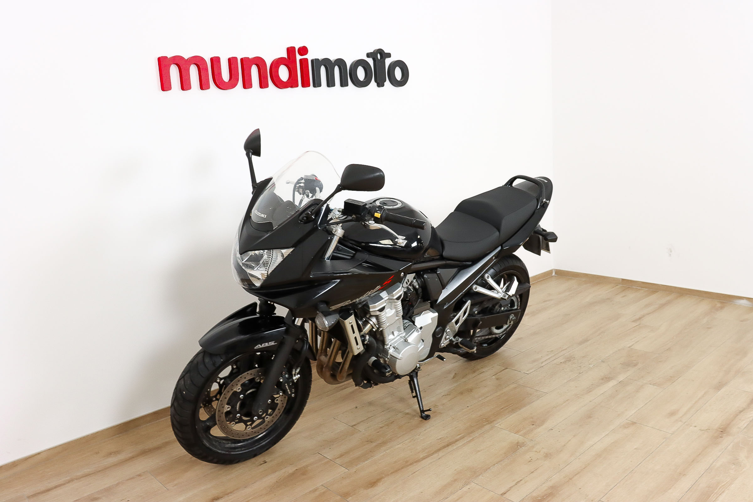 SUZUKI Bandit 650 SSUZUKI7 SUZUKI Bandit 650 SSUZUKI7