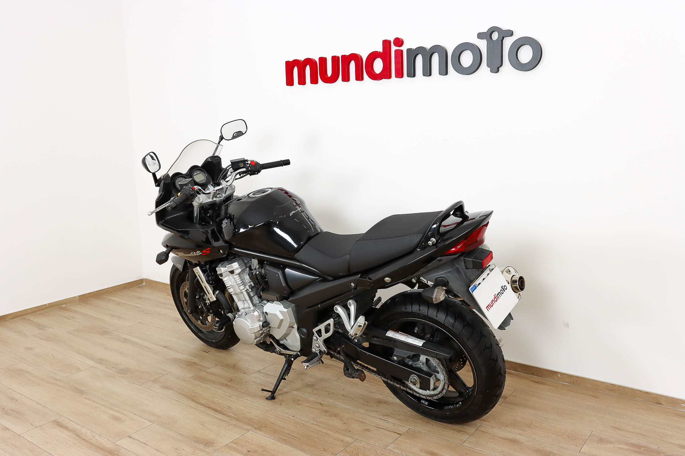 SUZUKI Bandit 650 SSUZUKI8 SUZUKI Bandit 650 SSUZUKI8