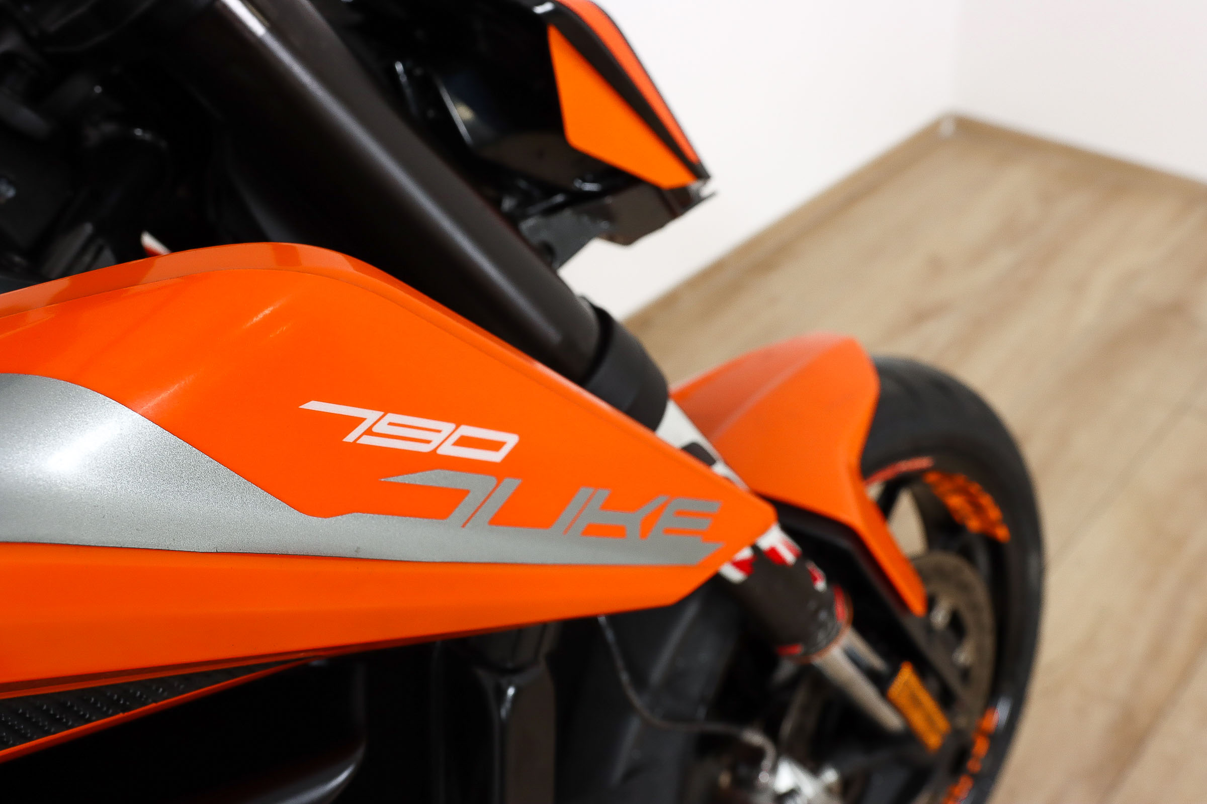 KTM 790 DukeKTM4 KTM 790 DukeKTM4