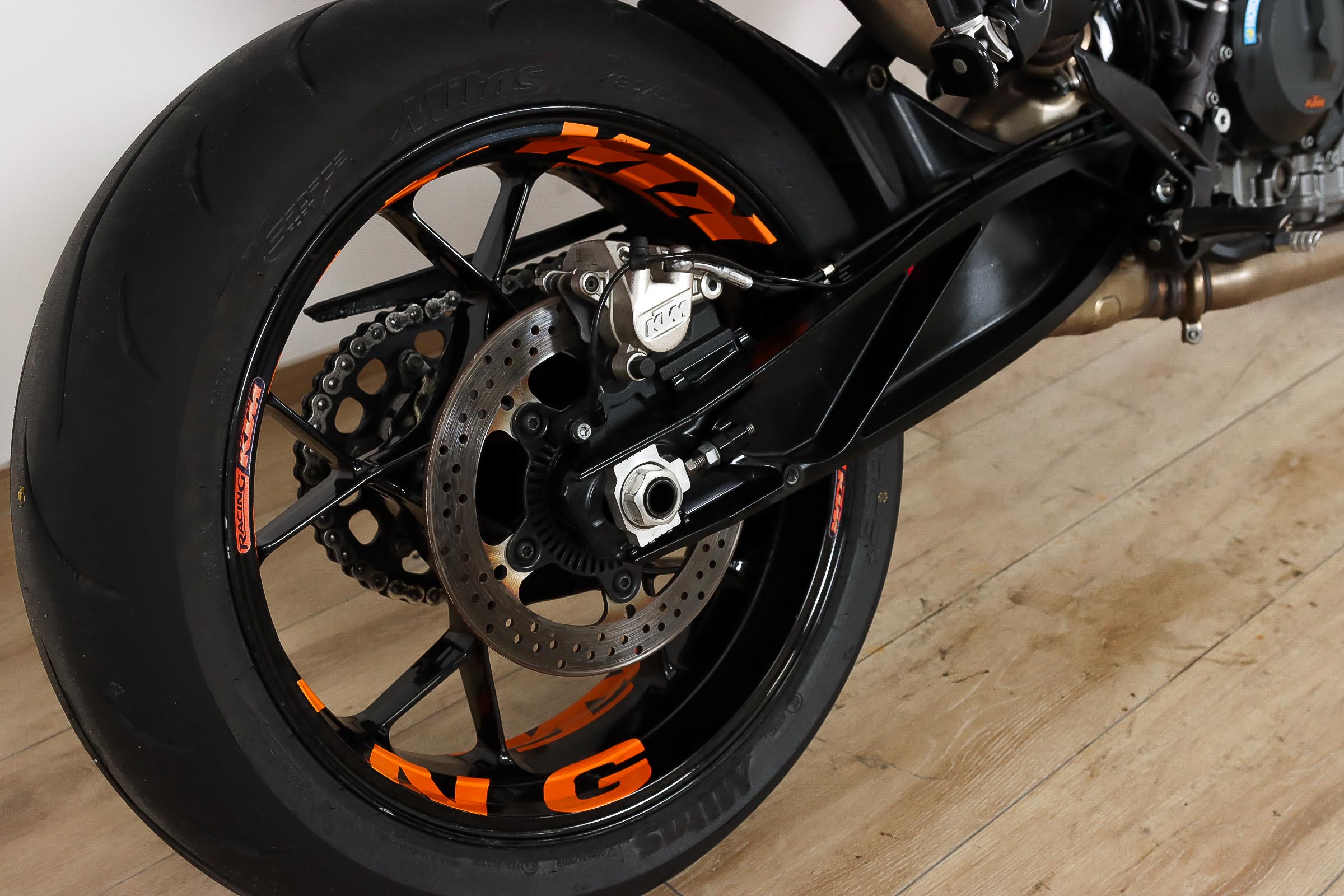 KTM 790 DukeKTM8 KTM 790 DukeKTM8