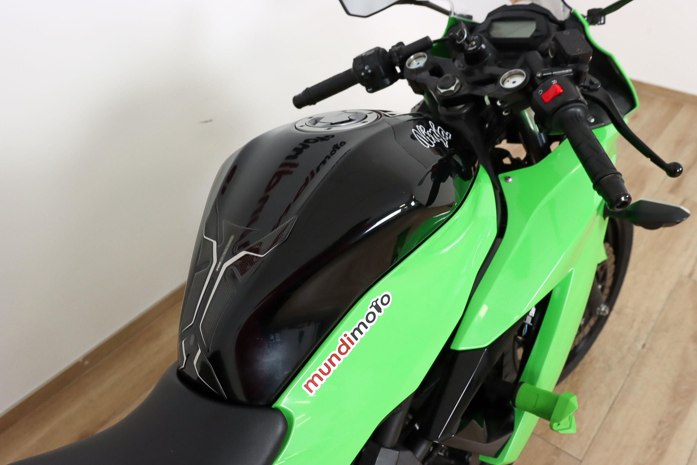 KAWASAKI Ninja 250 SLKAWASAKI4 KAWASAKI Ninja 250 SLKAWASAKI4