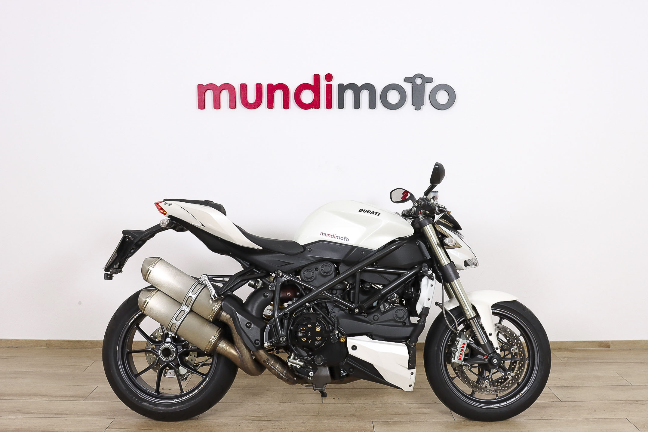 DUCATI Streetfighter 1100DUCATI0 DUCATI Streetfighter 1100DUCATI0