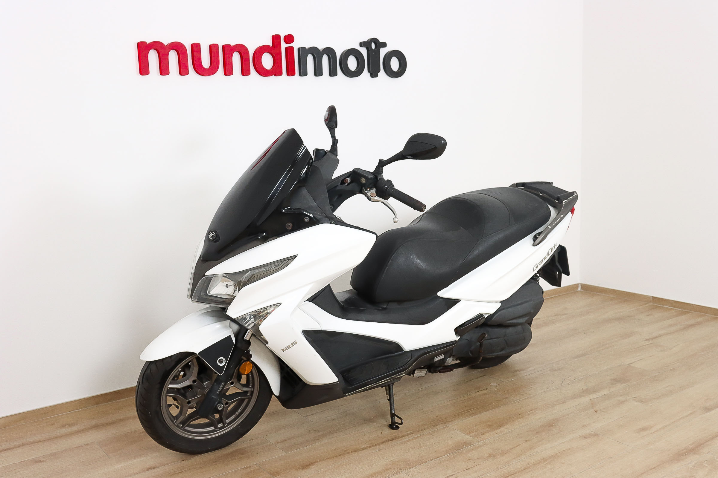 KYMCO Grand Dink 125KYMCO8 KYMCO Grand Dink 125KYMCO8
