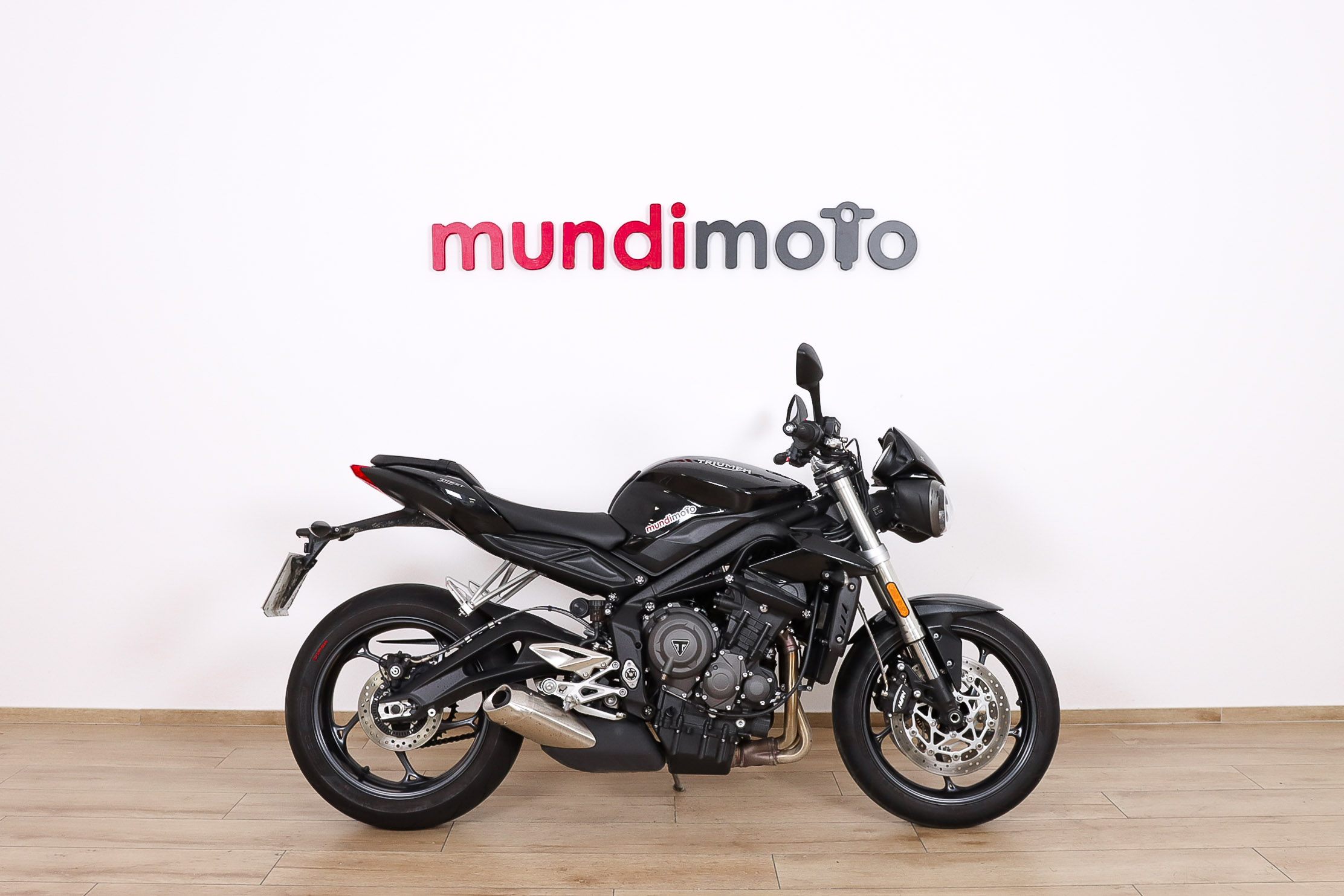 TRIUMPH STREET TRIPLE STRIUMPH0 TRIUMPH STREET TRIPLE STRIUMPH0