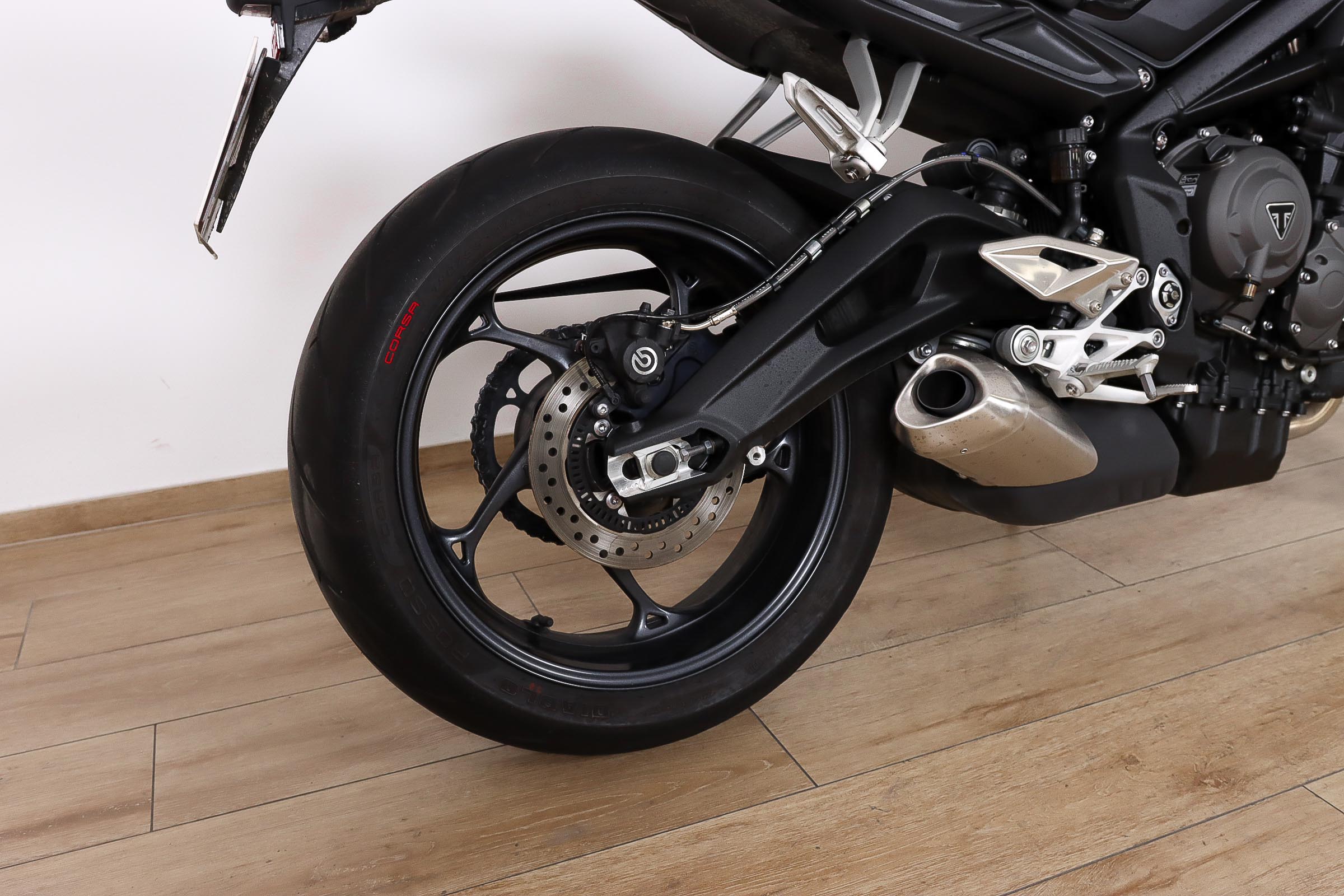 TRIUMPH STREET TRIPLE STRIUMPH5 TRIUMPH STREET TRIPLE STRIUMPH5