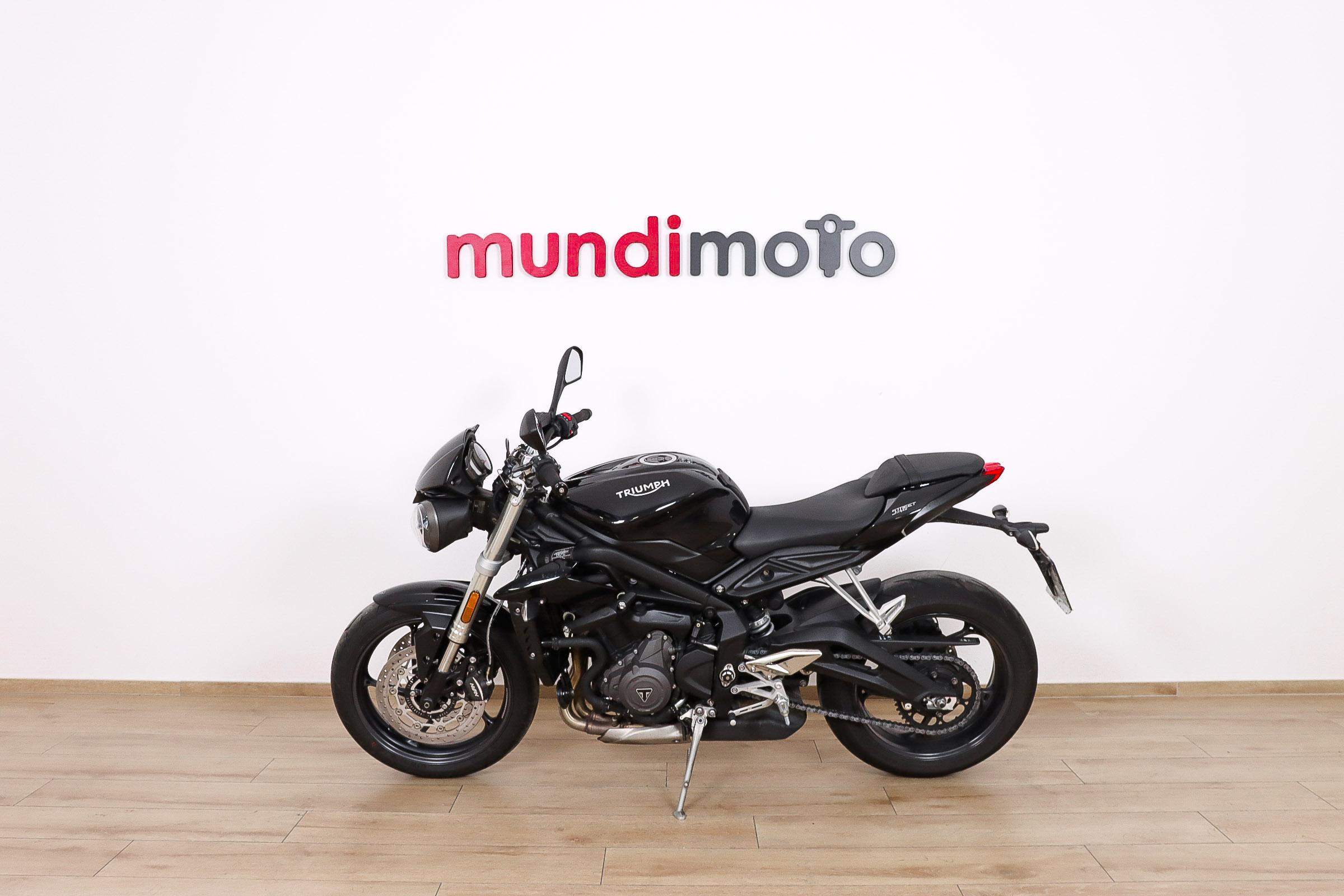 TRIUMPH STREET TRIPLE STRIUMPH8 TRIUMPH STREET TRIPLE STRIUMPH8
