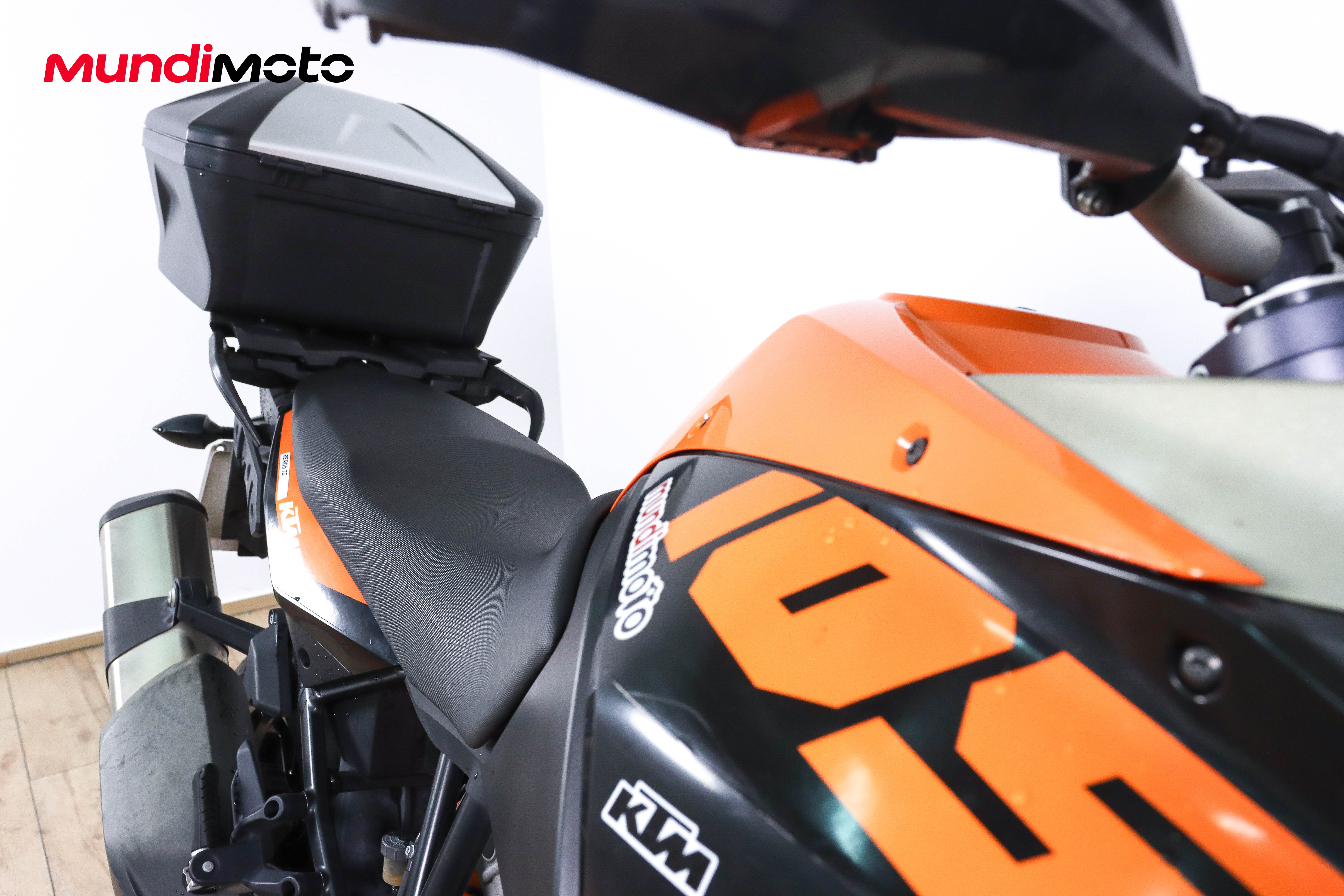 KTM 1050 AdventureKTM11 KTM 1050 AdventureKTM11