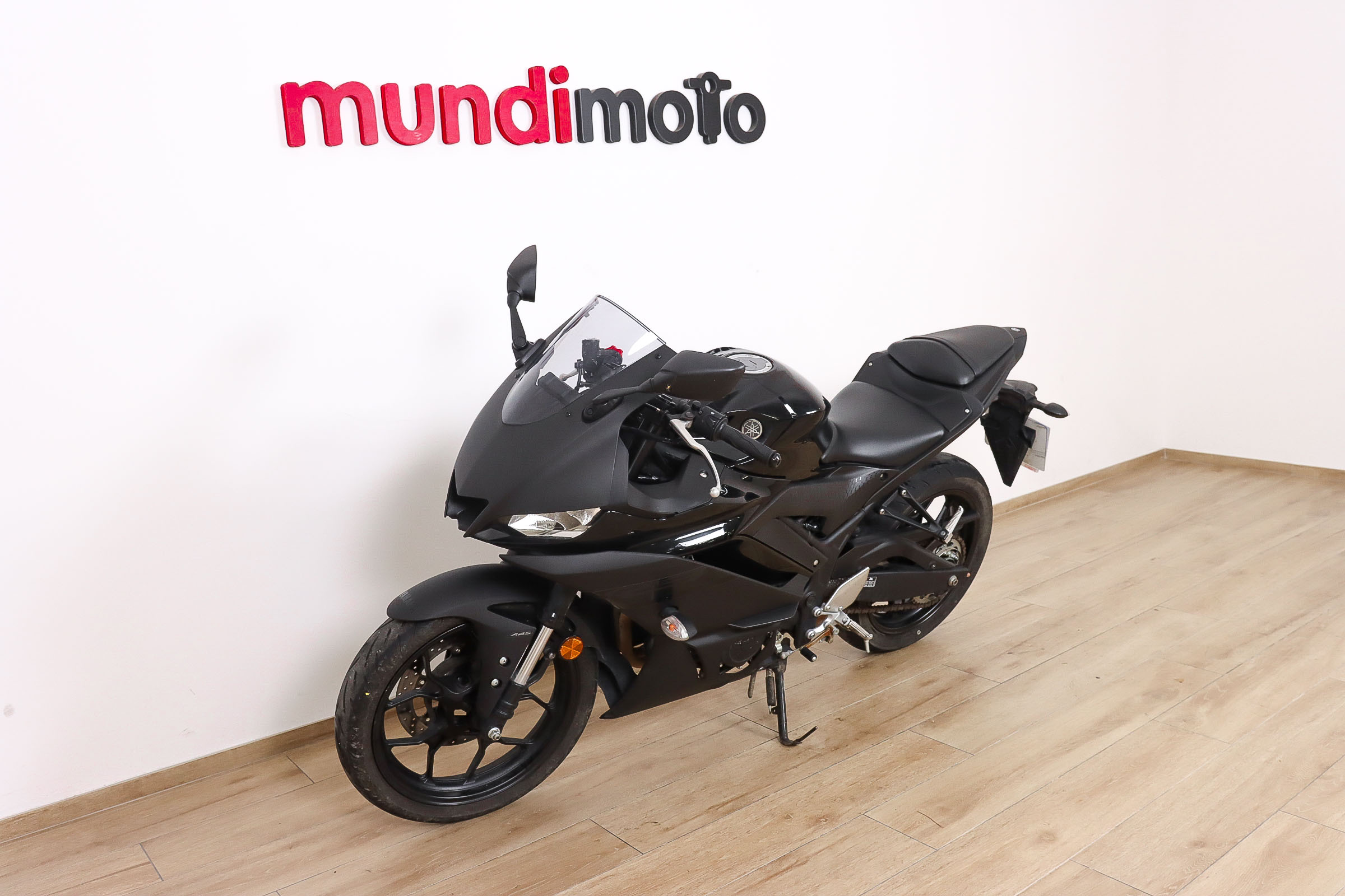 YAMAHA YZF-R3YAMAHA9 YAMAHA YZF-R3YAMAHA9