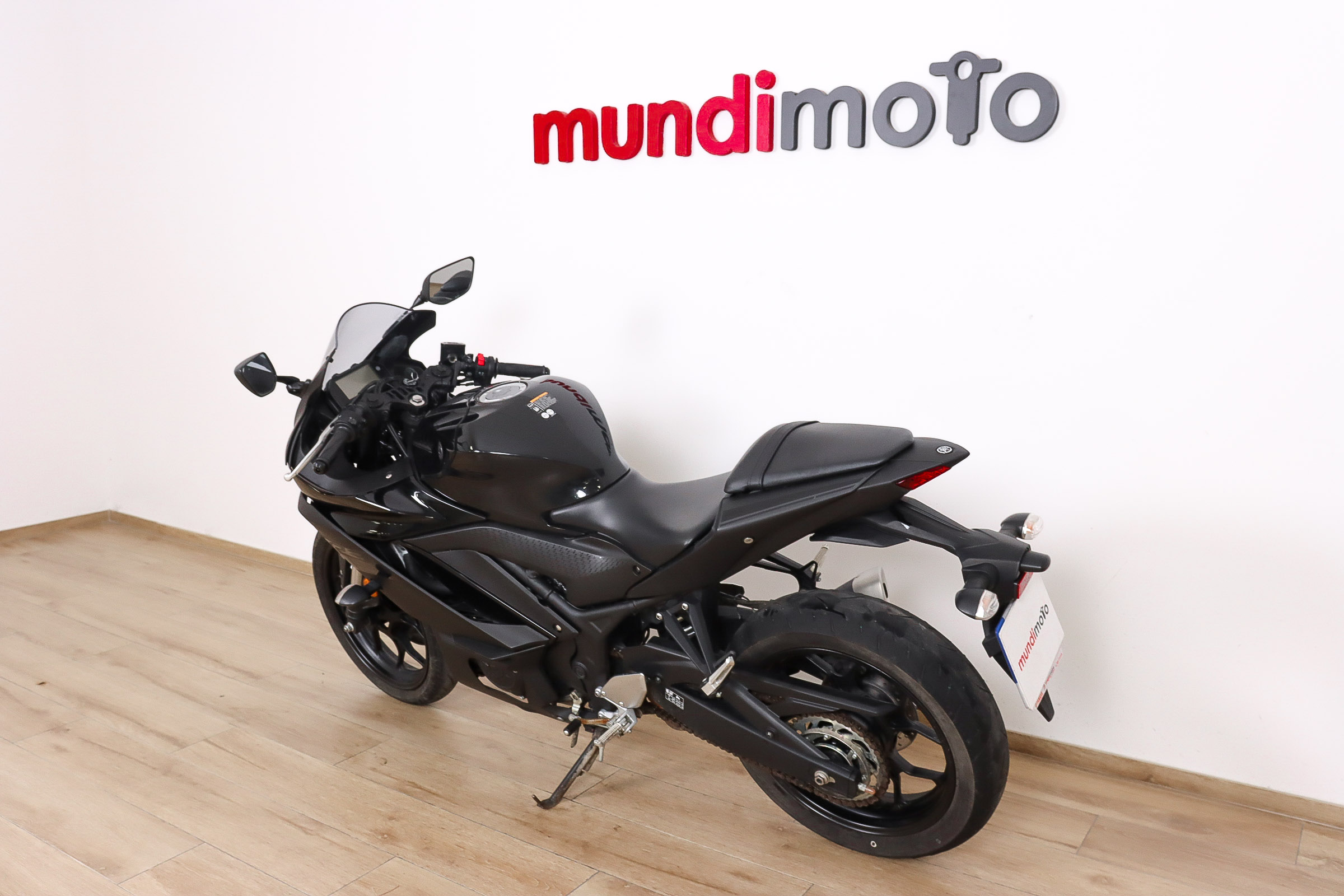 YAMAHA YZF-R3YAMAHA10 YAMAHA YZF-R3YAMAHA10