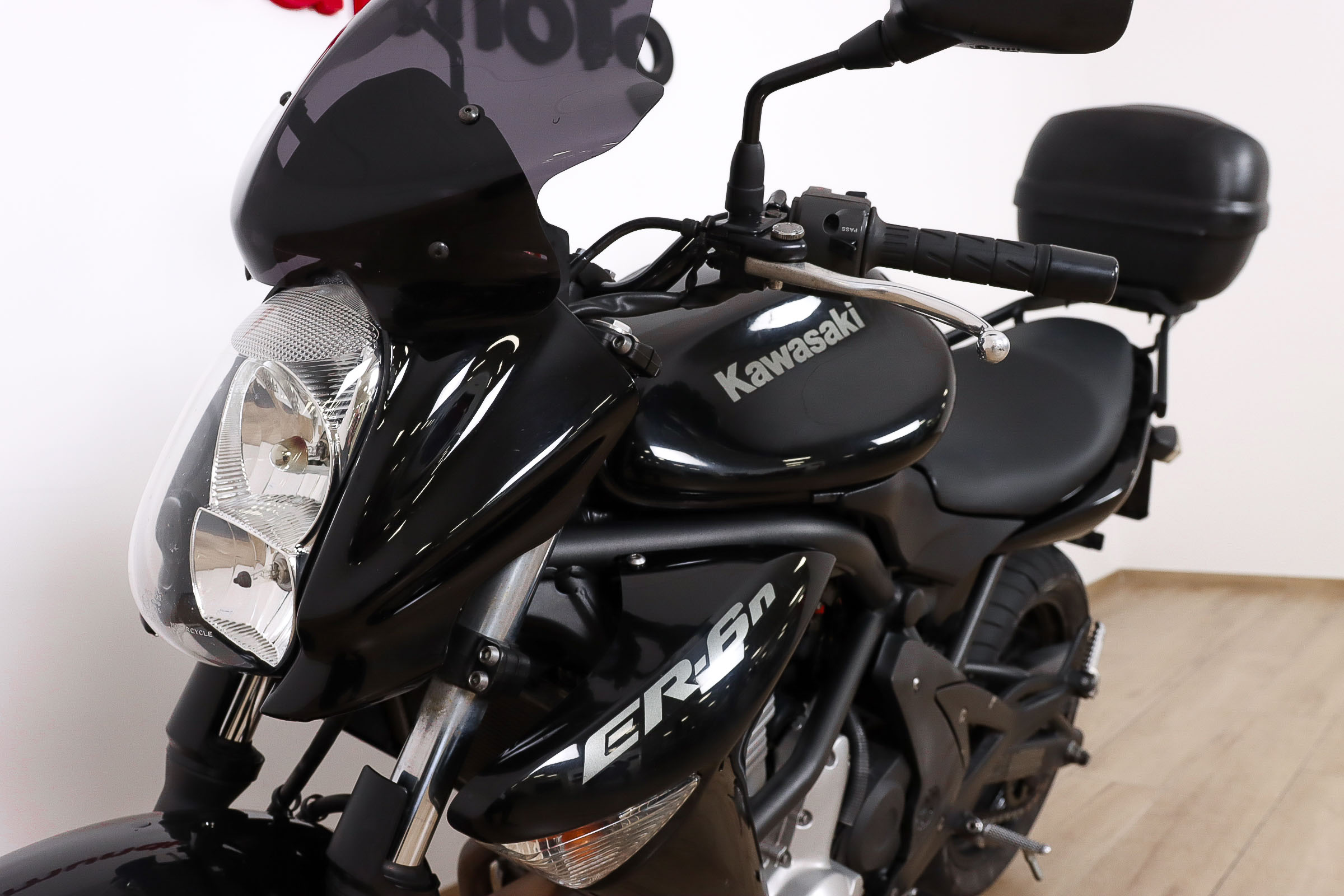 KAWASAKI ER 6NKAWASAKI10 KAWASAKI ER 6NKAWASAKI10