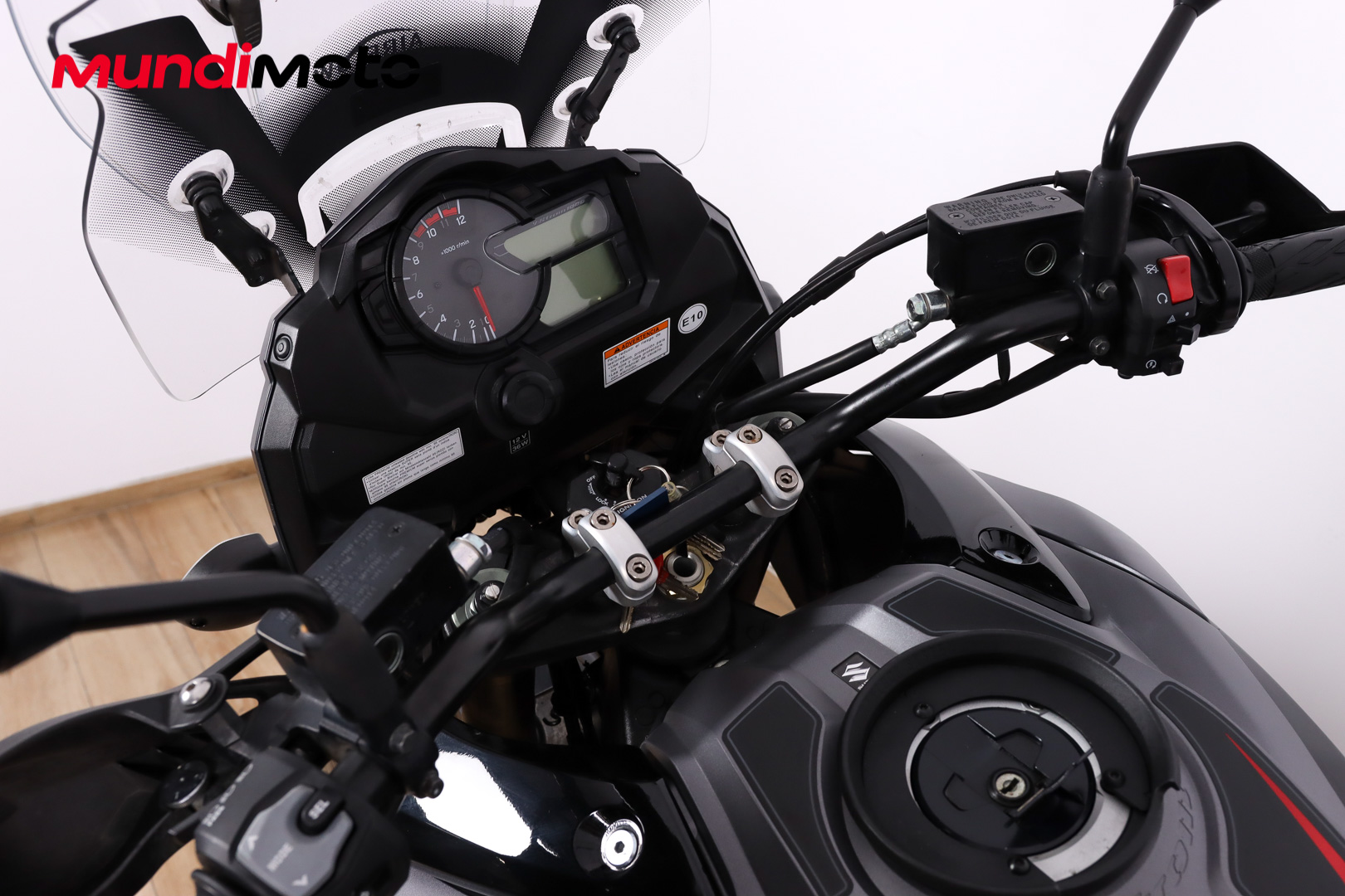 SUZUKI V-Strom 1000 ABSSUZUKI10 SUZUKI V-Strom 1000 ABSSUZUKI10
