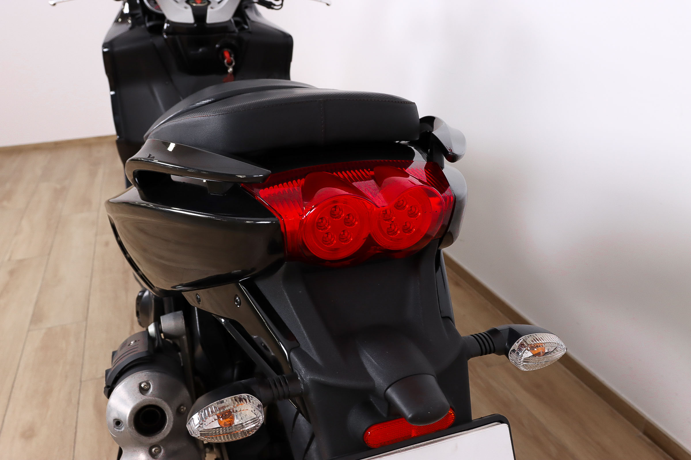GILERA GP 800 promoGILERA10 GILERA GP 800 promoGILERA10