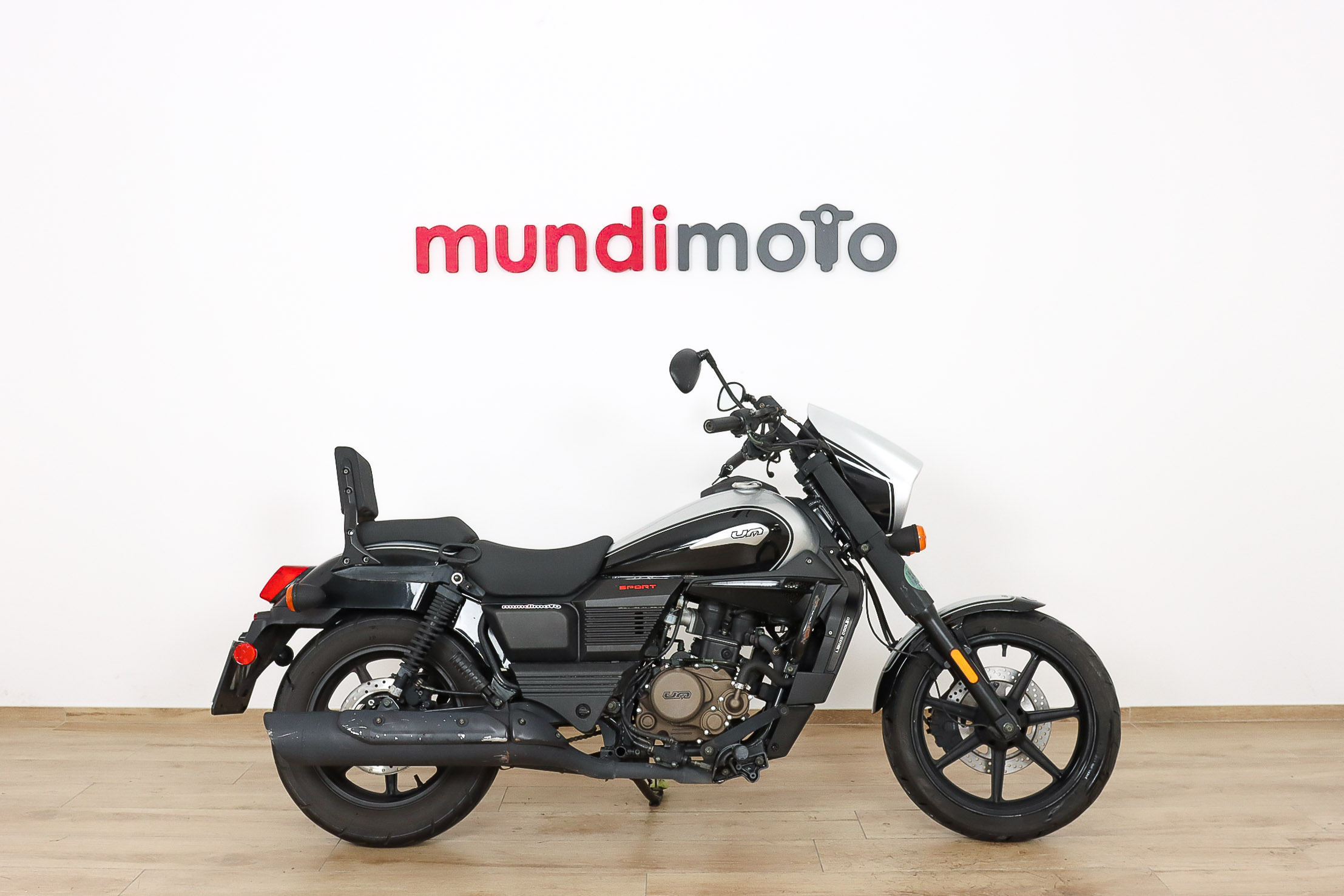 UM Renegade Sport SUM1 UM Renegade Sport SUM1