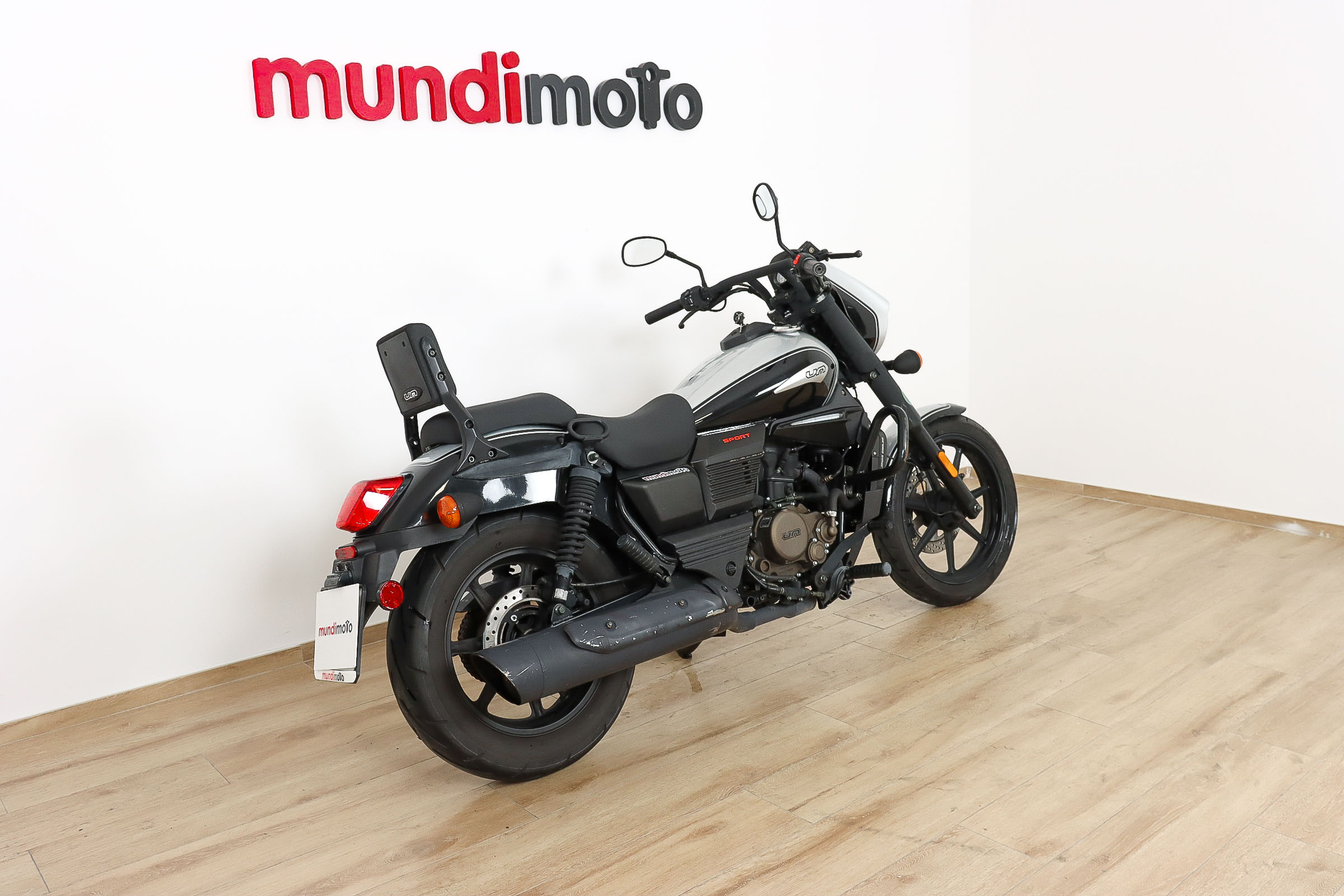 UM Renegade Sport SUM2 UM Renegade Sport SUM2