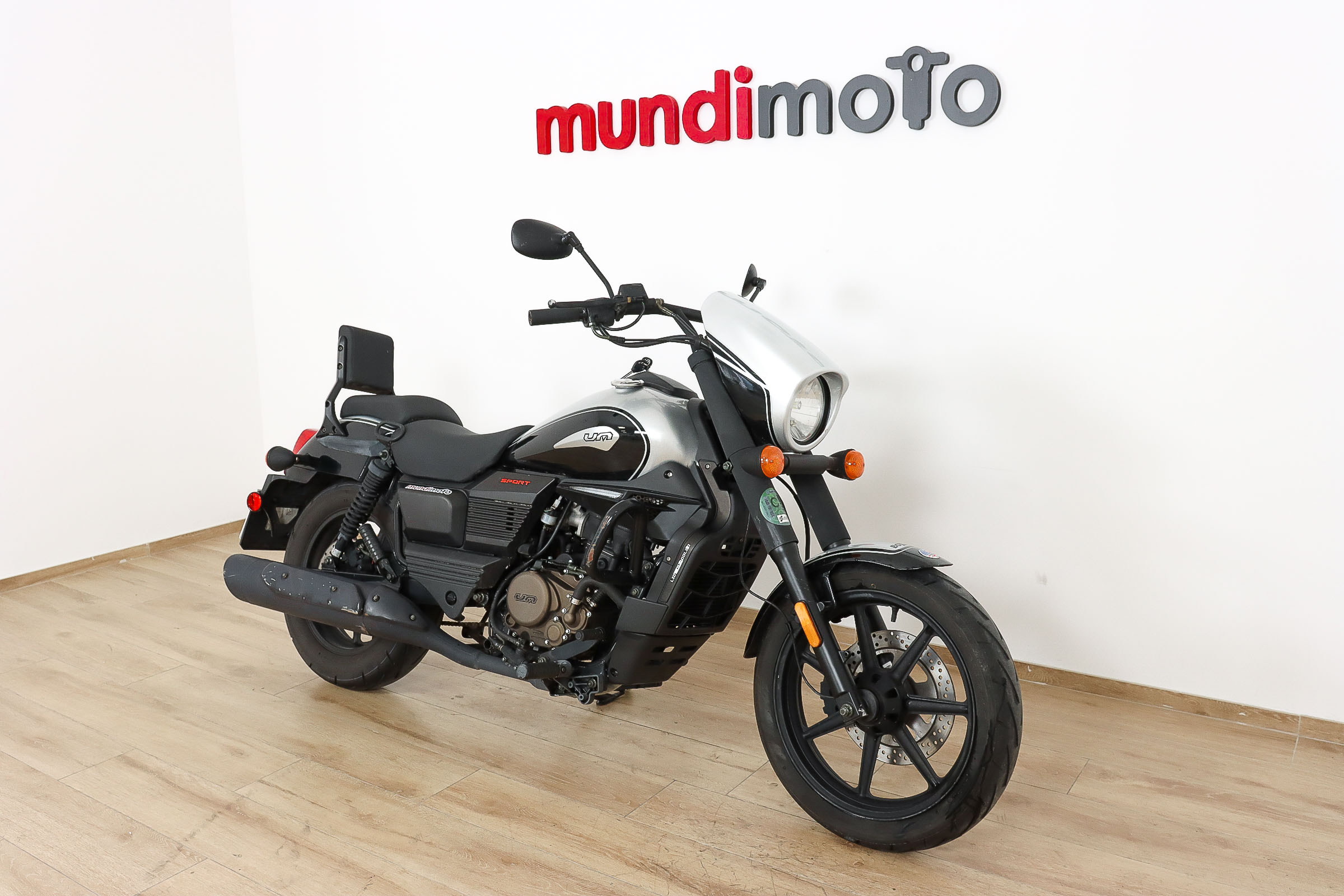 UM Renegade Sport SUM3 UM Renegade Sport SUM3