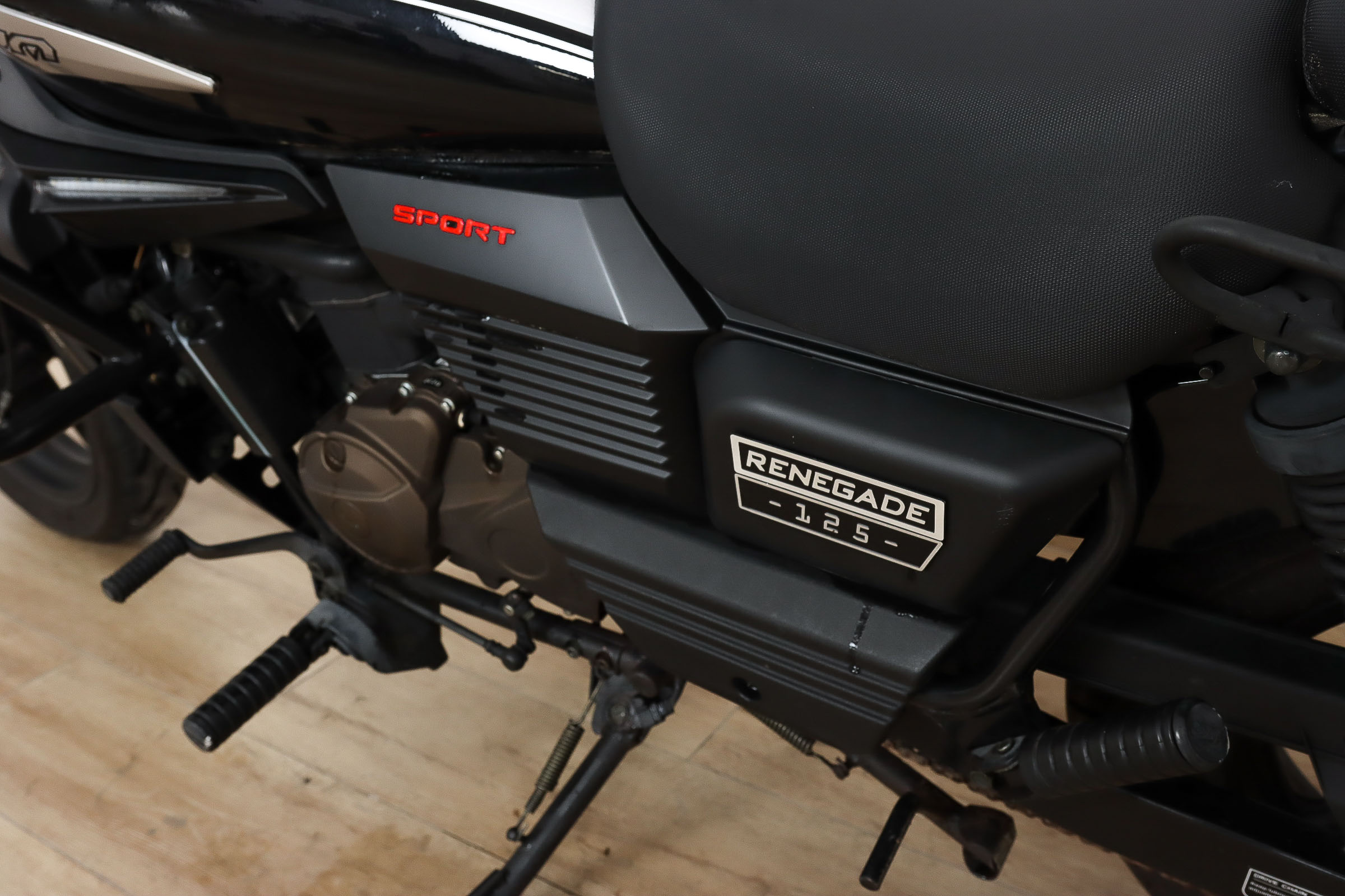 UM Renegade Sport SUM12 UM Renegade Sport SUM12