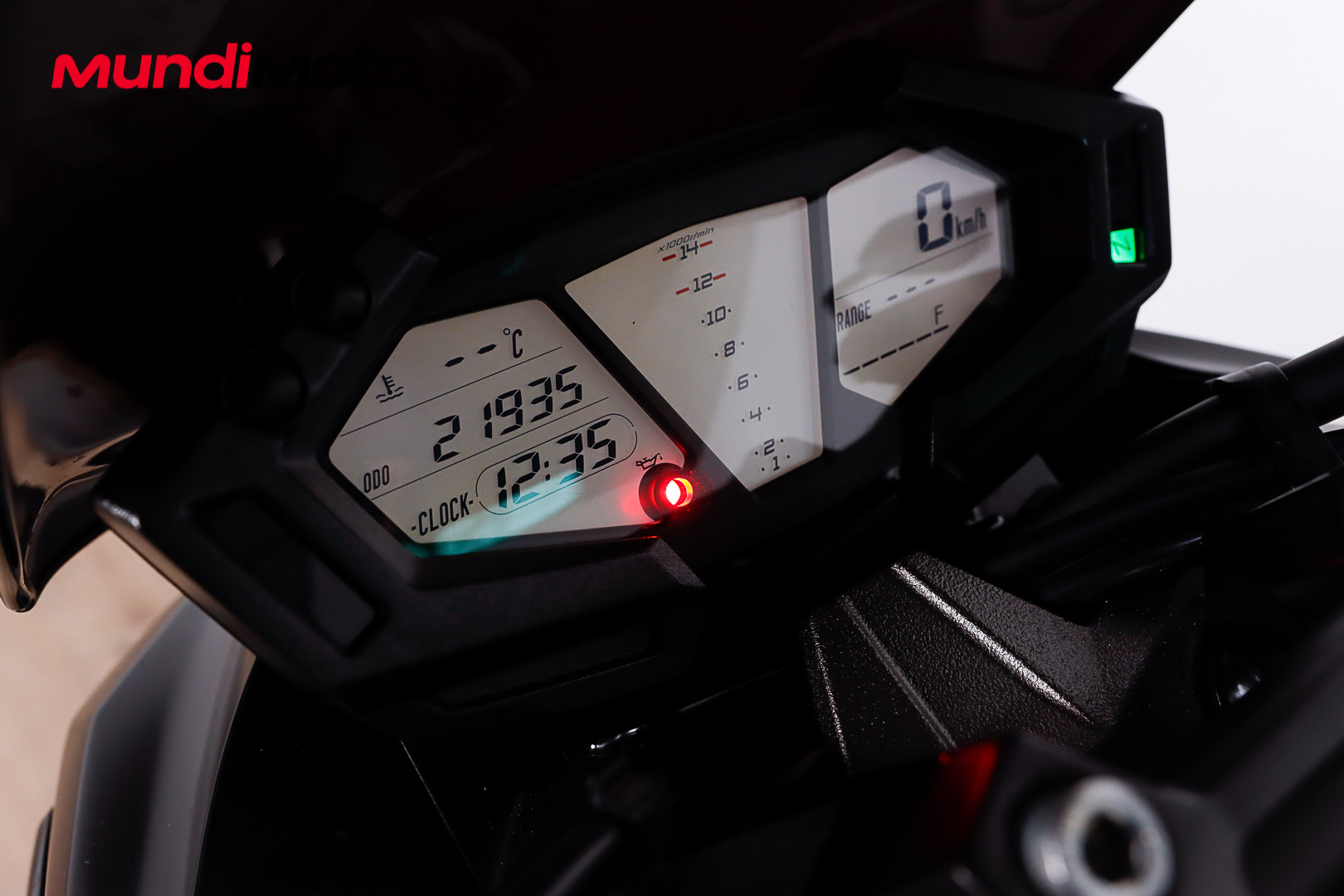 KAWASAKI Z 800KAWASAKI11 KAWASAKI Z 800KAWASAKI11