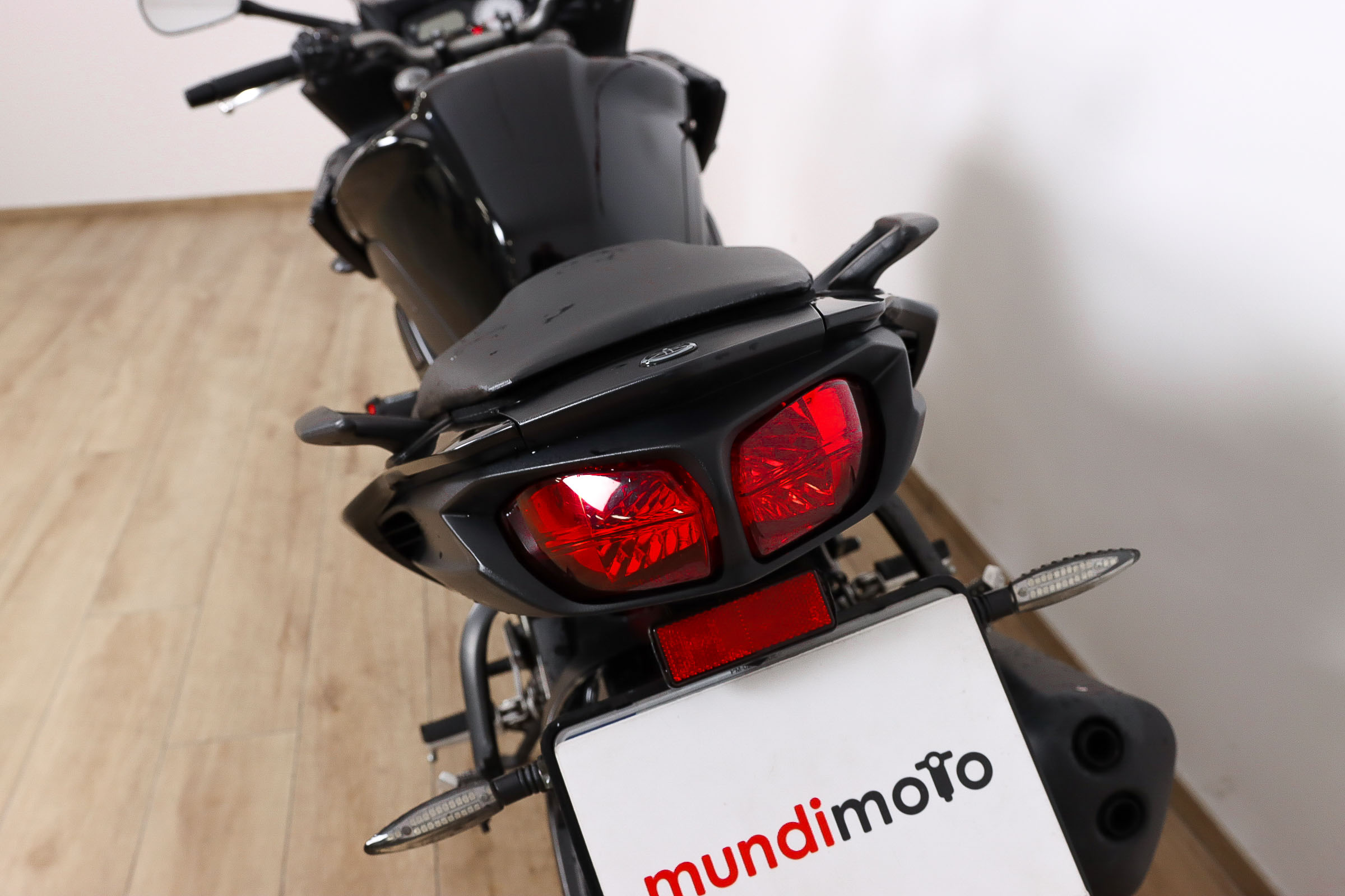 YAMAHA FZ8 SYAMAHA8 YAMAHA FZ8 SYAMAHA8