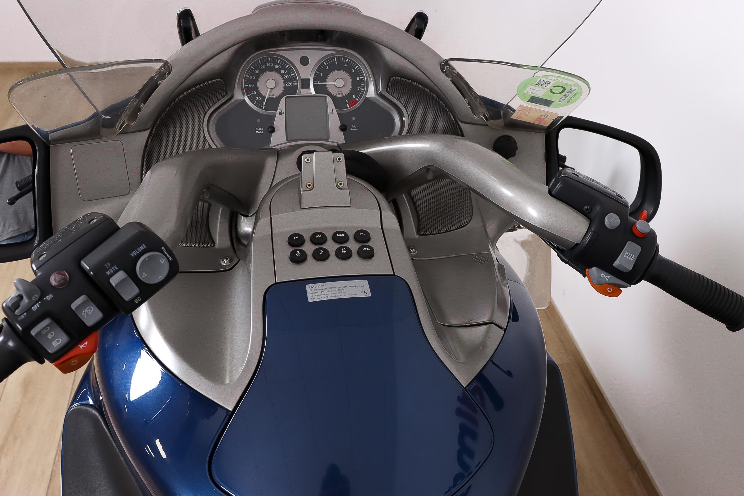 BMW K 1200 LTBMW12 BMW K 1200 LTBMW12