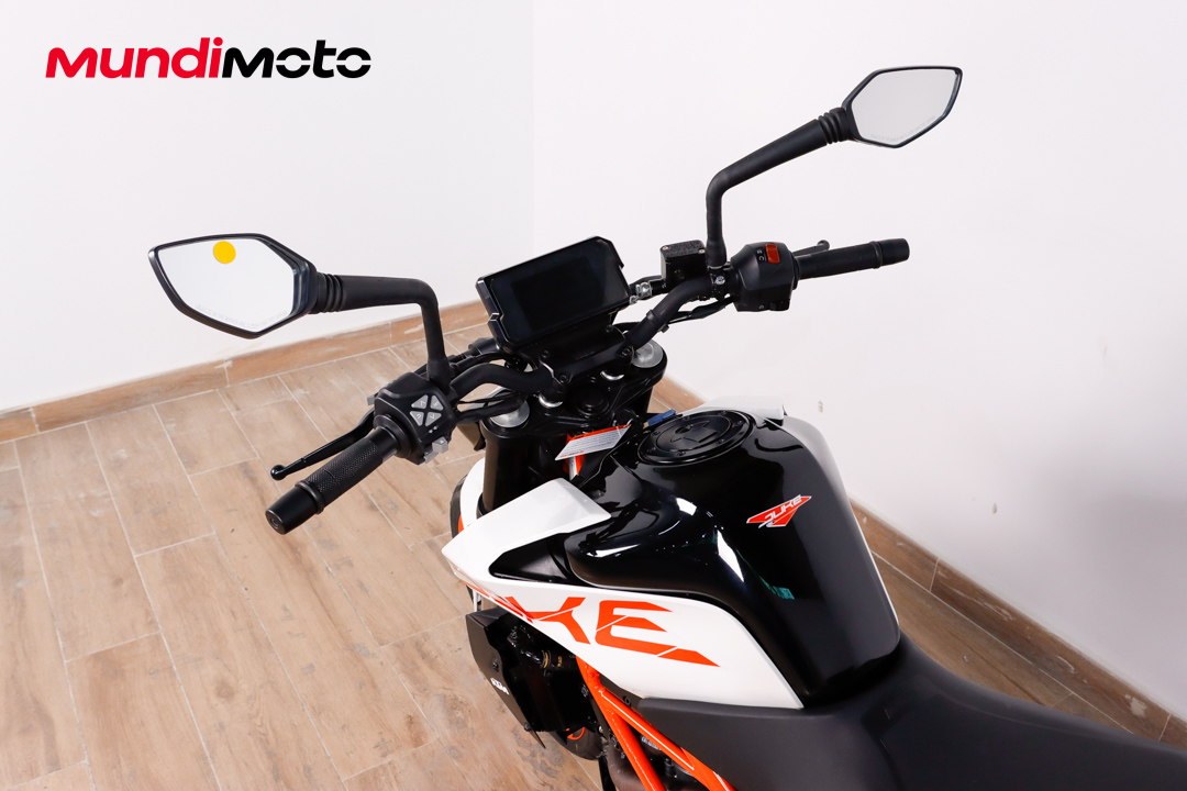 KTM 390 DukeKTM10 KTM 390 DukeKTM10