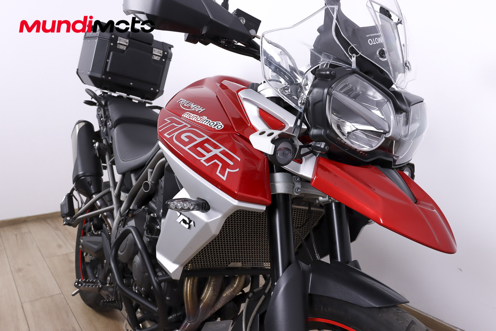 TRIUMPH TIGER 800 XRTRIUMPH7 TRIUMPH TIGER 800 XRTRIUMPH7