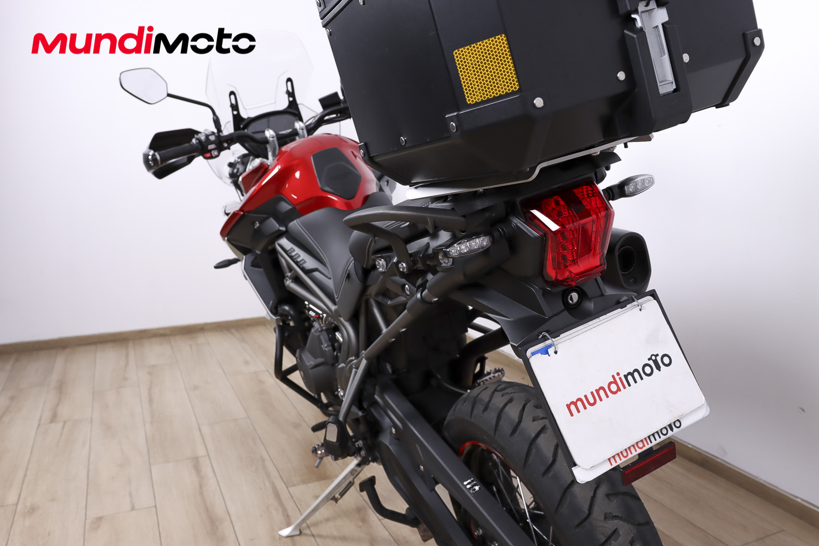 TRIUMPH TIGER 800 XRTRIUMPH12 TRIUMPH TIGER 800 XRTRIUMPH12