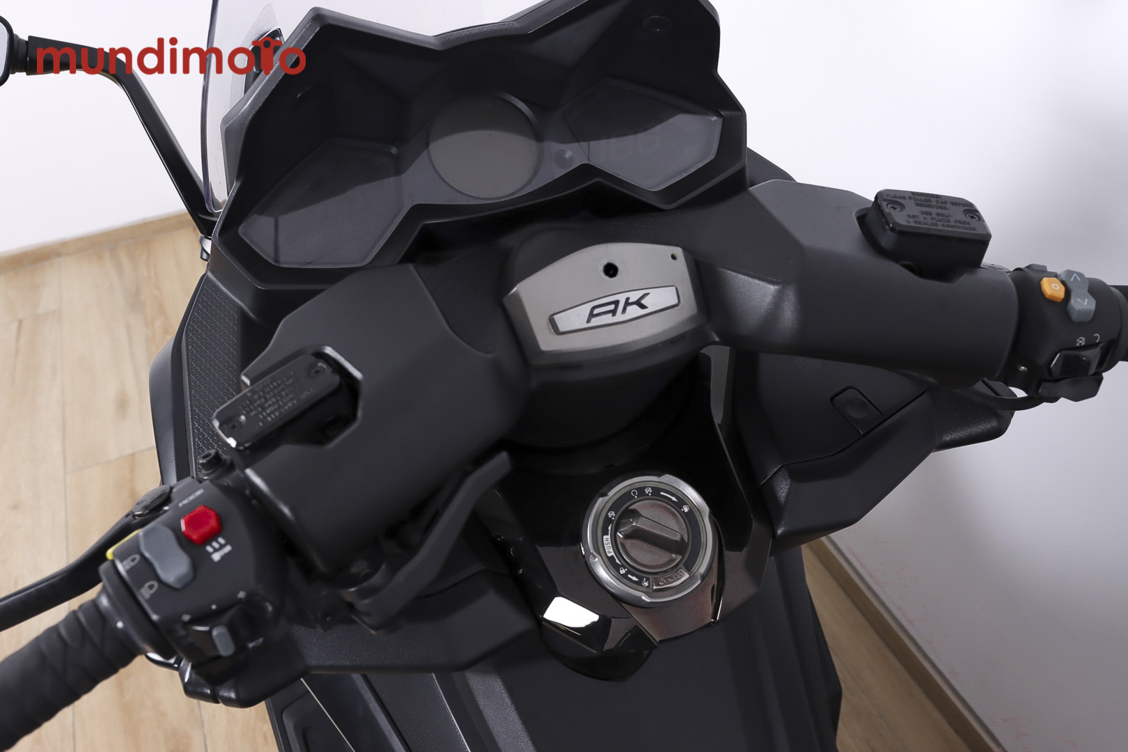 KYMCO AK 550KYMCO9 KYMCO AK 550KYMCO9