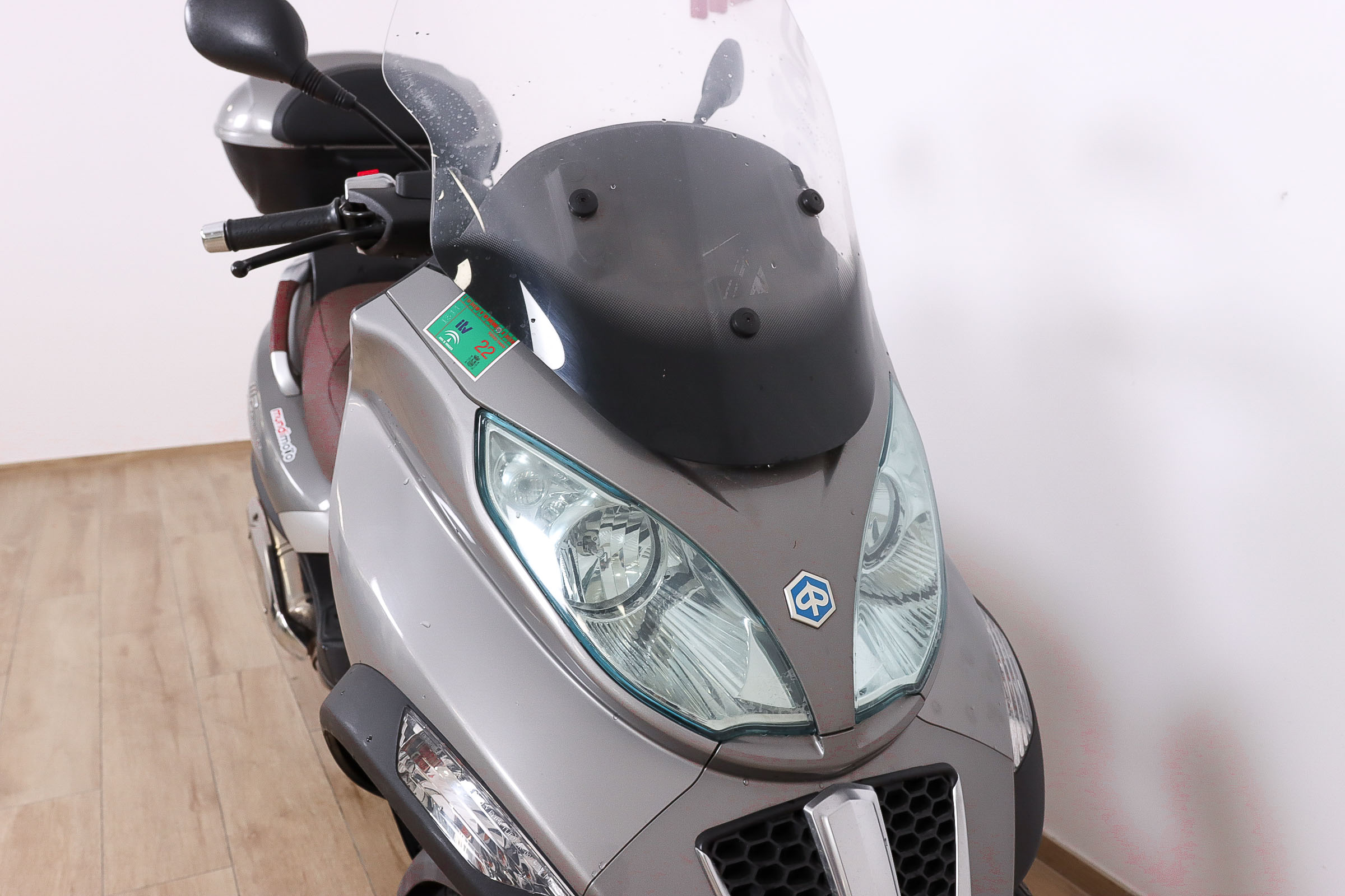 PIAGGIO MP3 500 Touring promoPIAGGIO3 PIAGGIO MP3 500 Touring promoPIAGGIO3