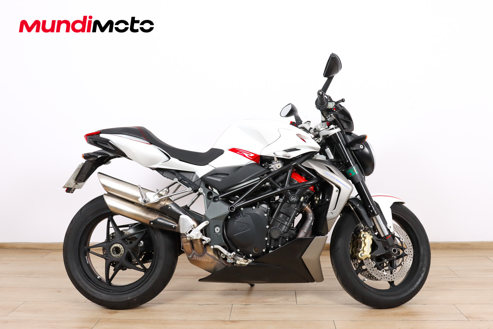 MV AGUSTA BRUTALE 1090MV AGUSTA0 MV AGUSTA BRUTALE 1090MV AGUSTA0