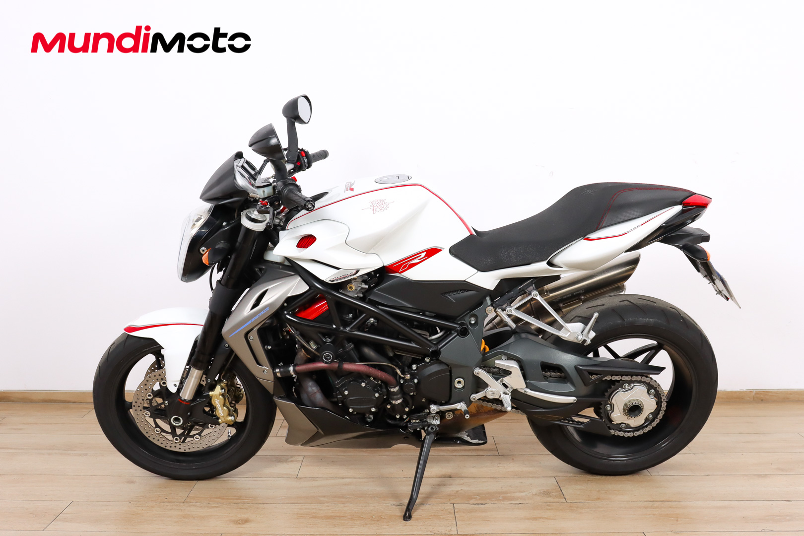 MV AGUSTA BRUTALE 1090MV AGUSTA5 MV AGUSTA BRUTALE 1090MV AGUSTA5