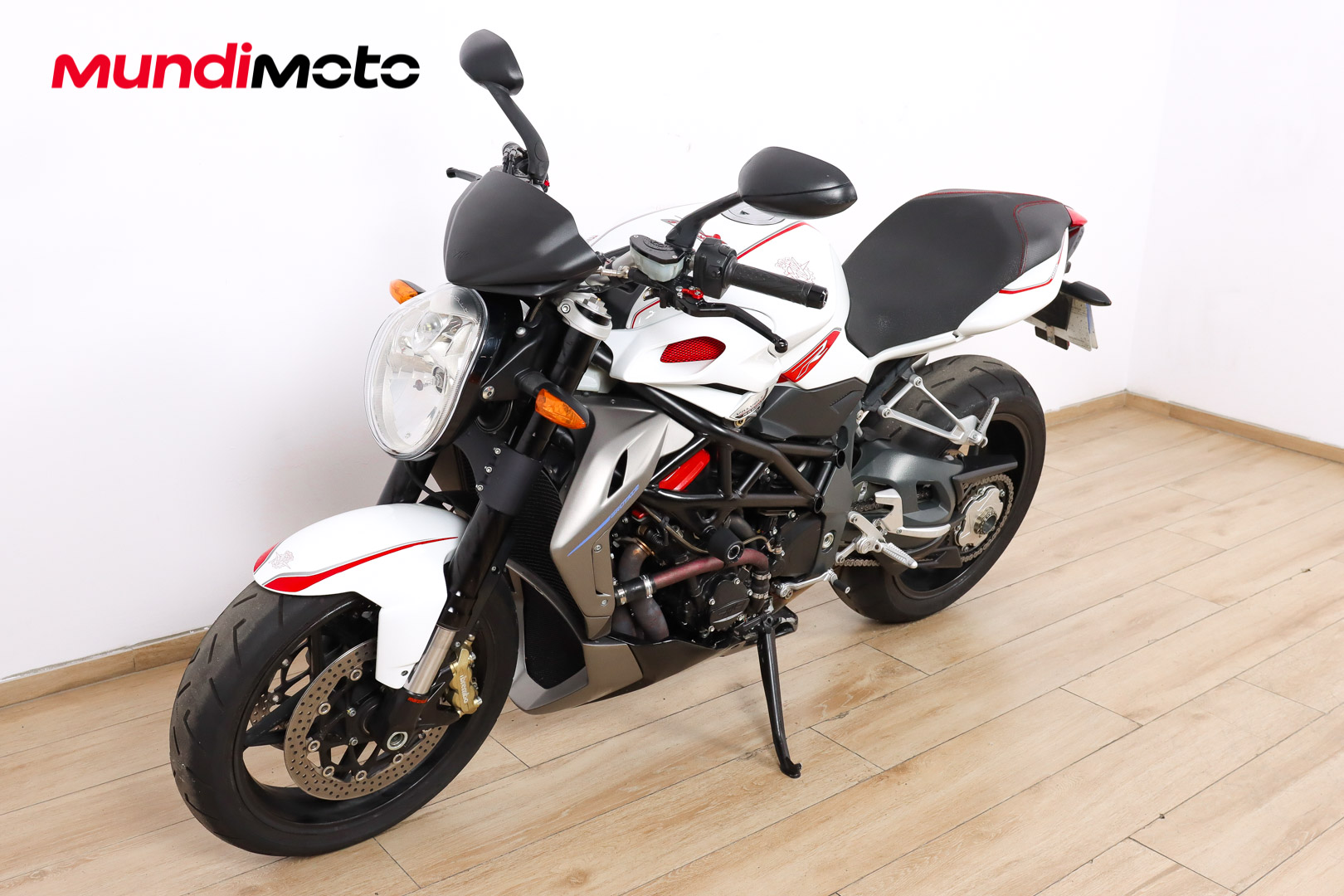 MV AGUSTA BRUTALE 1090MV AGUSTA7 MV AGUSTA BRUTALE 1090MV AGUSTA7