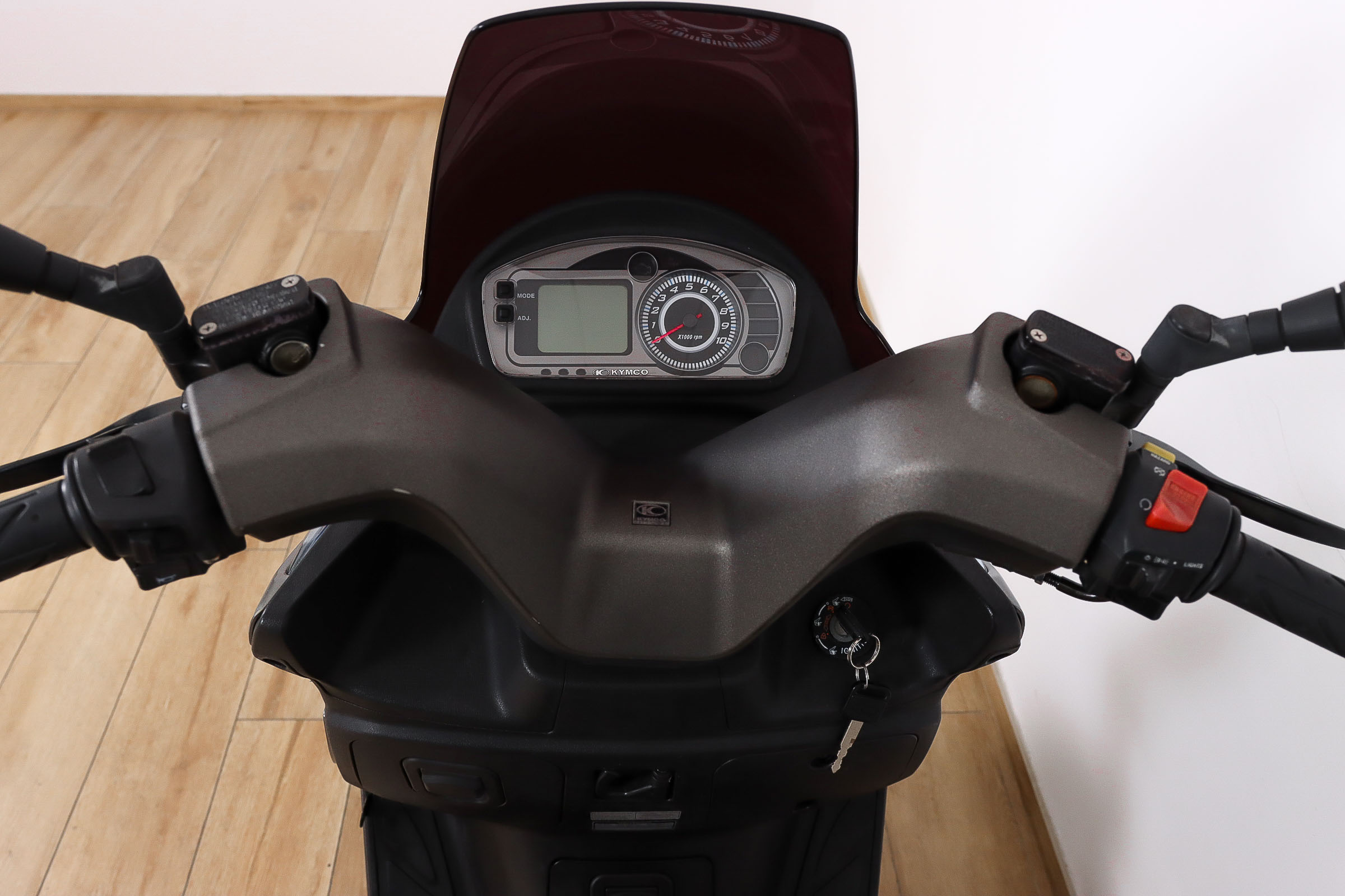 KYMCO Yager GT 125i •KYMCO9 KYMCO Yager GT 125i •KYMCO9