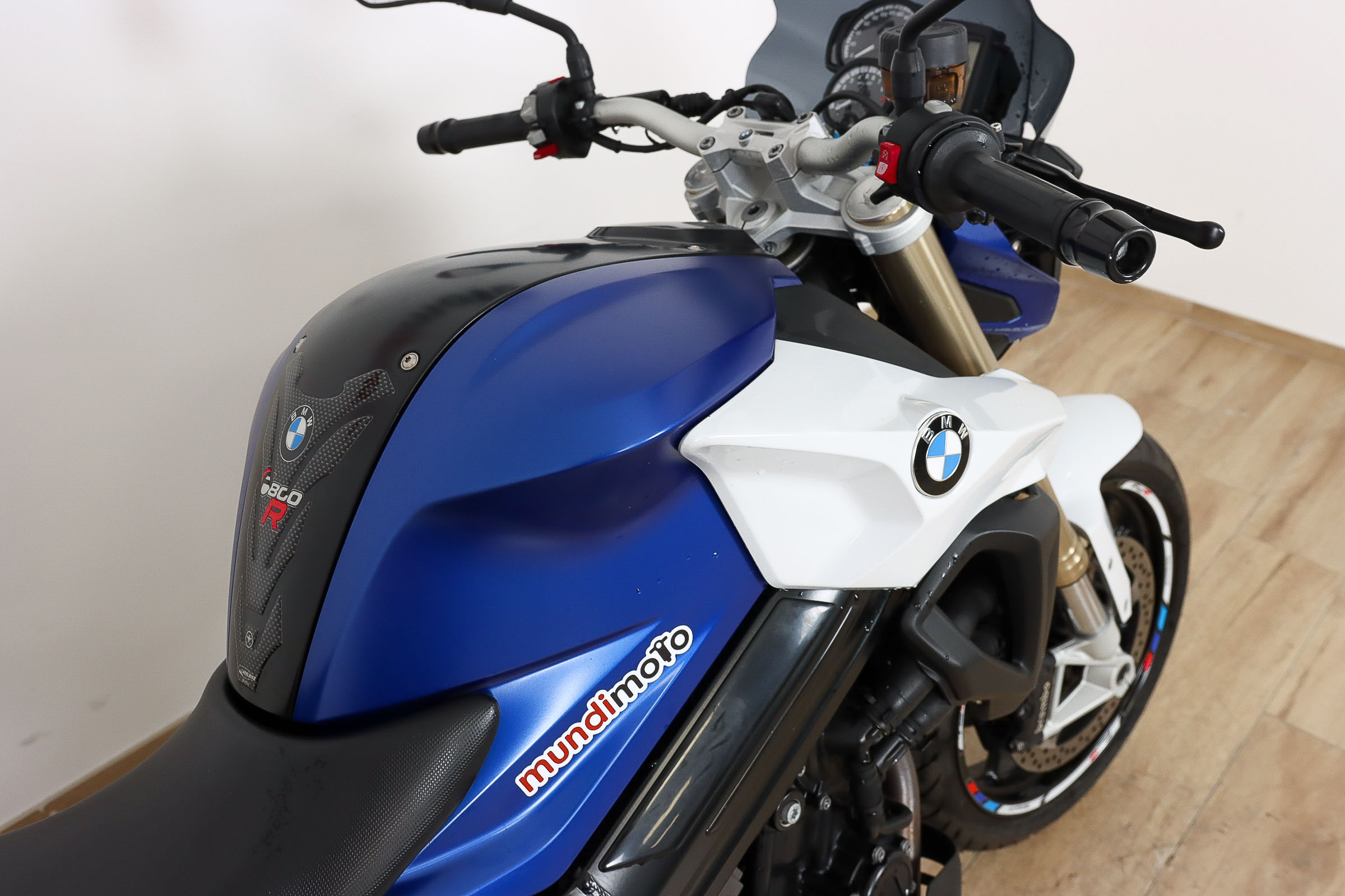 BMW F 800 R 35 kWBMW4 BMW F 800 R 35 kWBMW4