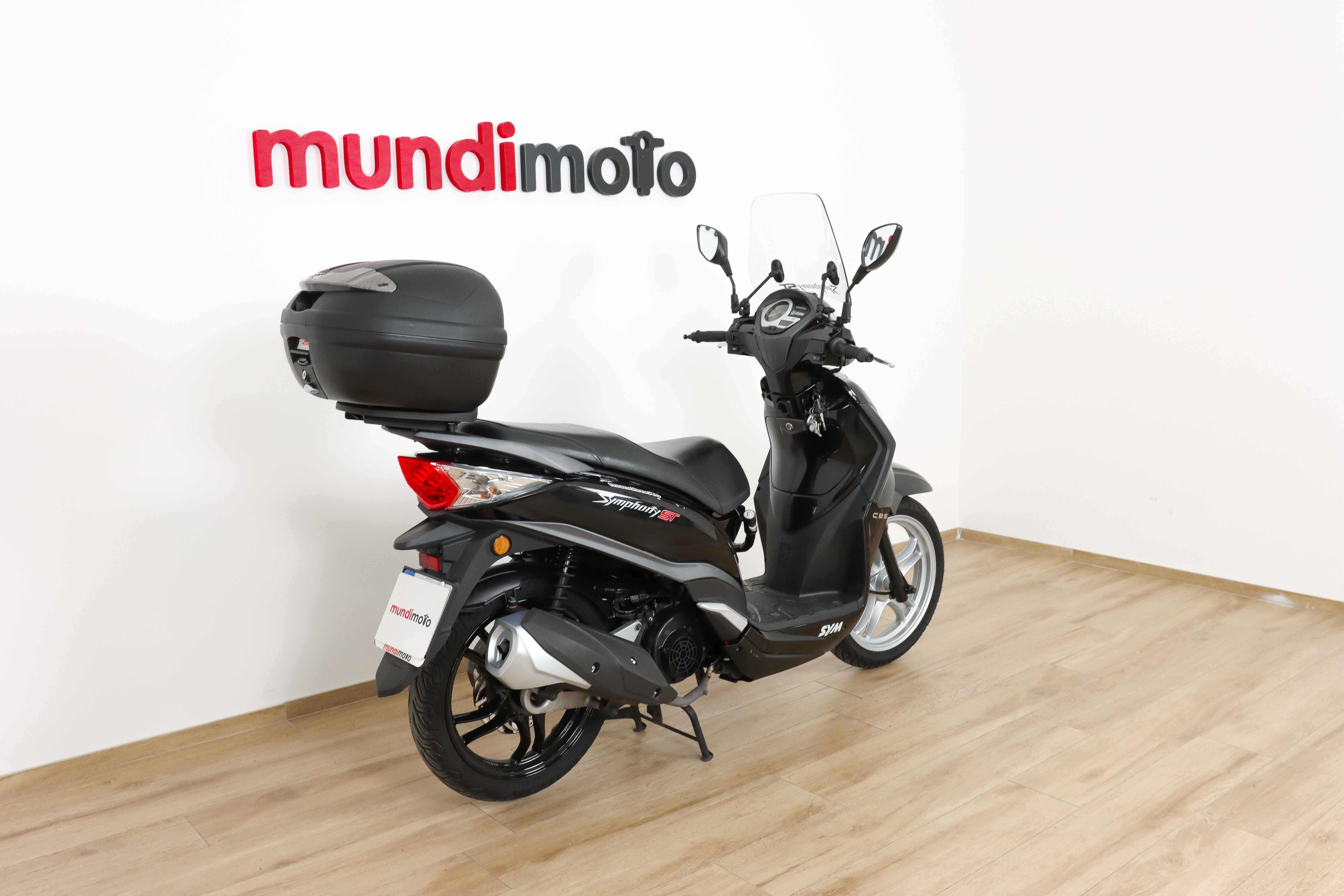 SYM Symphony ST 200i CBSSYM1 SYM Symphony ST 200i CBSSYM1