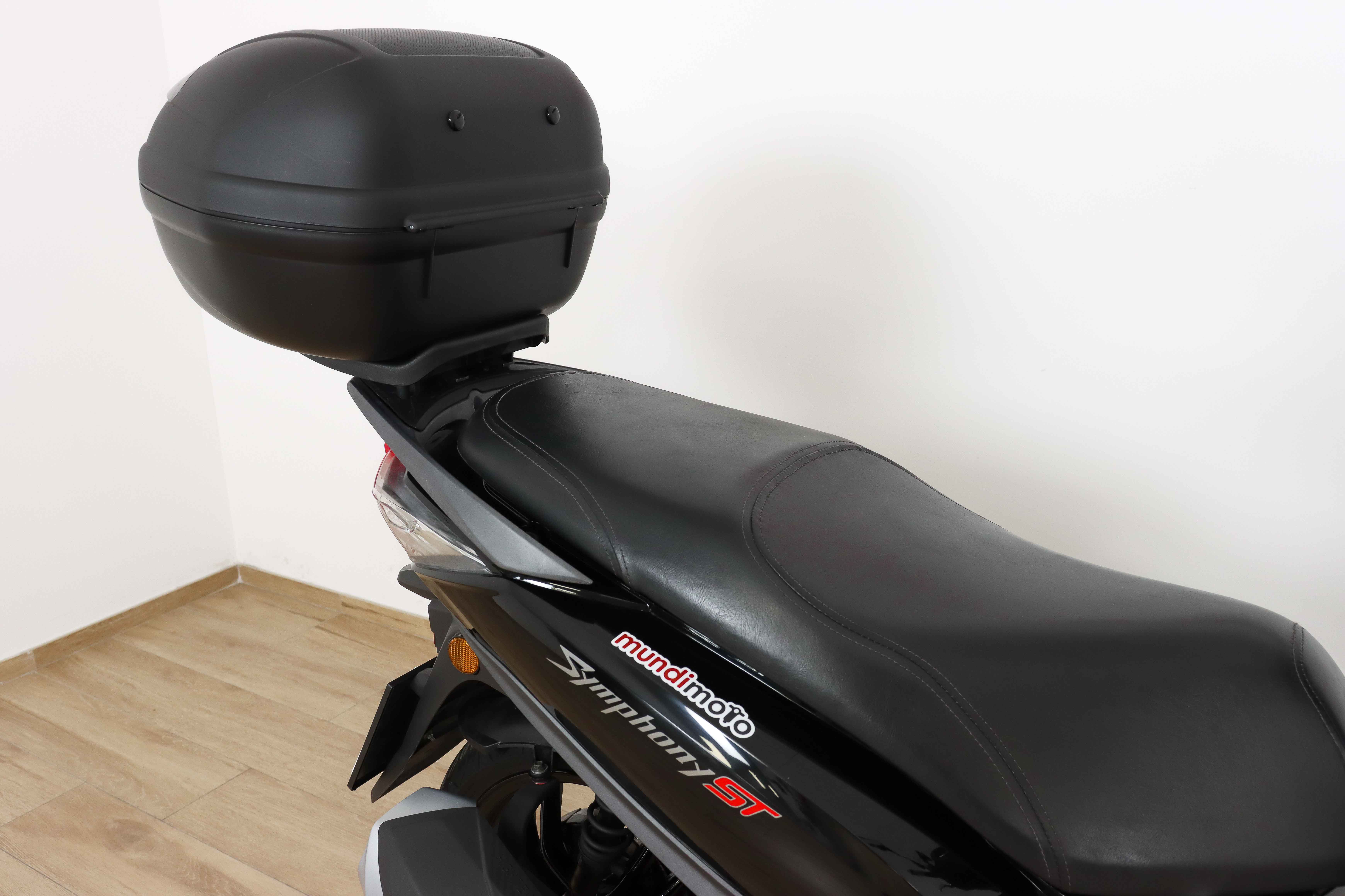 SYM Symphony ST 200i CBSSYM4 SYM Symphony ST 200i CBSSYM4