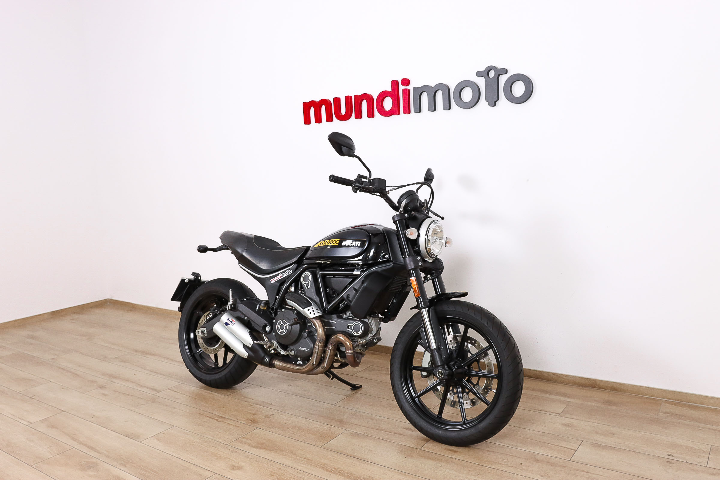 DUCATI Scrambler Full ThrottleDUCATI1 DUCATI Scrambler Full ThrottleDUCATI1