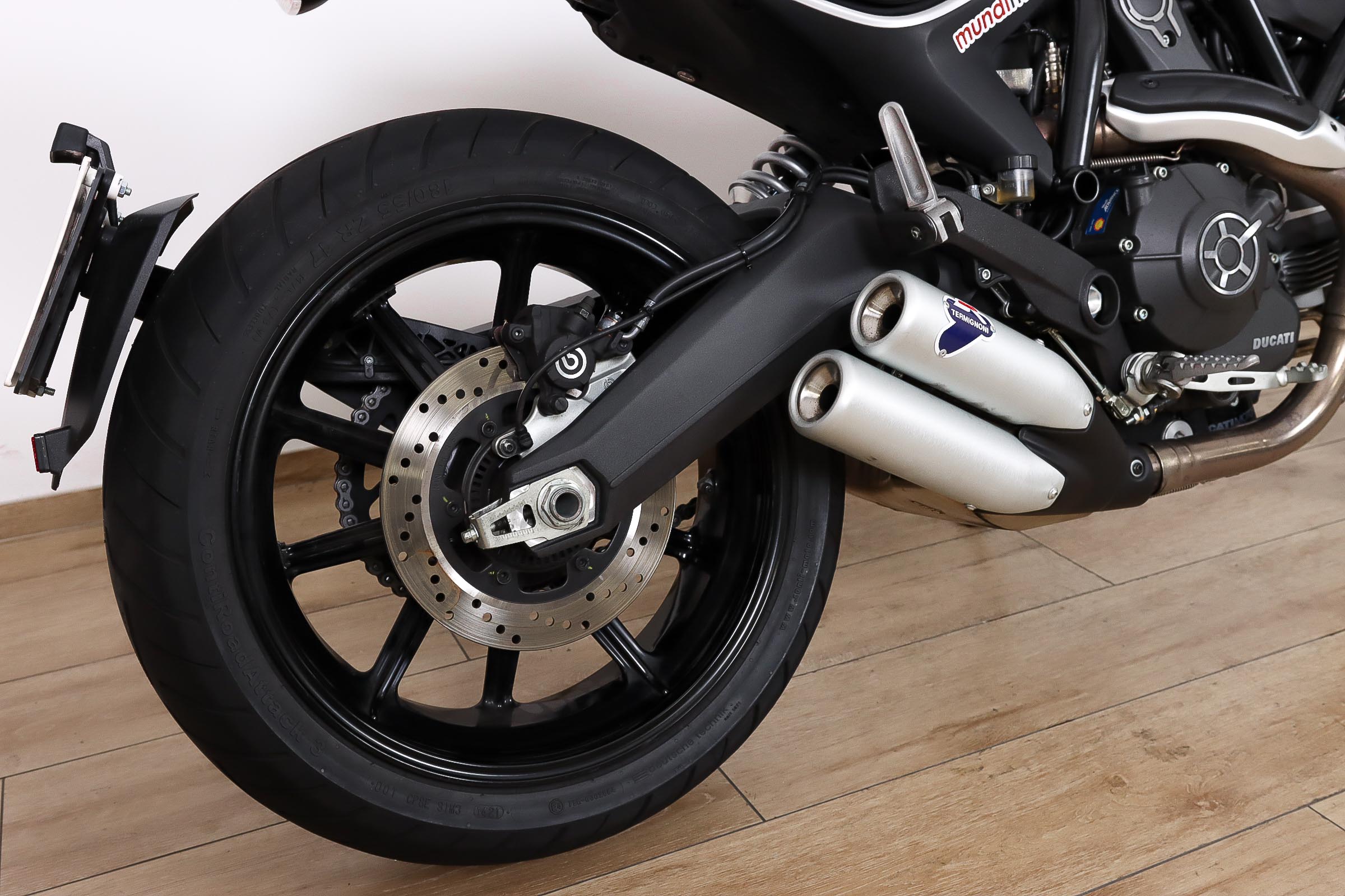 DUCATI Scrambler Full ThrottleDUCATI4 DUCATI Scrambler Full ThrottleDUCATI4