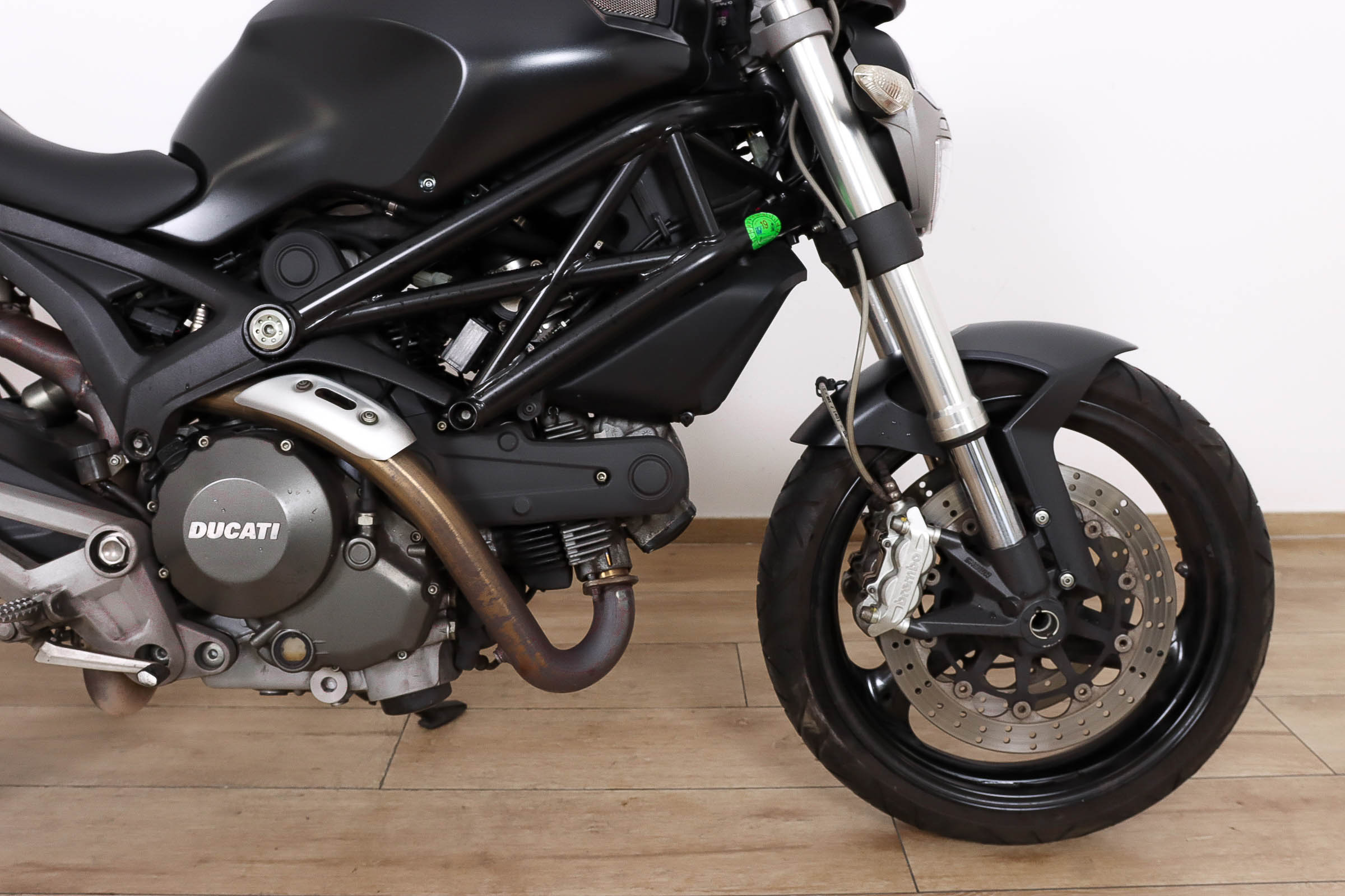 DUCATI MONSTER 696DUCATI5 DUCATI MONSTER 696DUCATI5