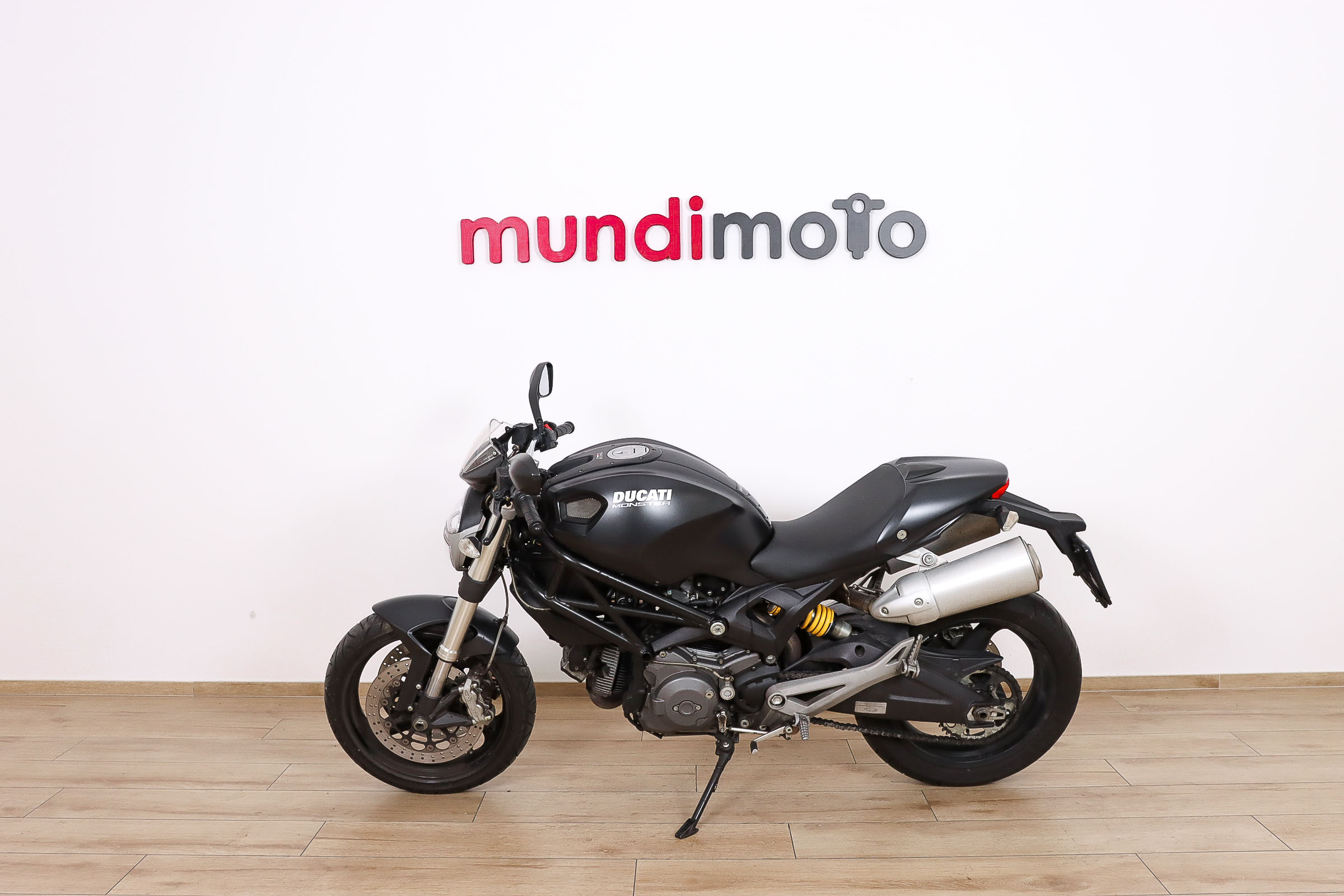 DUCATI MONSTER 696DUCATI6 DUCATI MONSTER 696DUCATI6