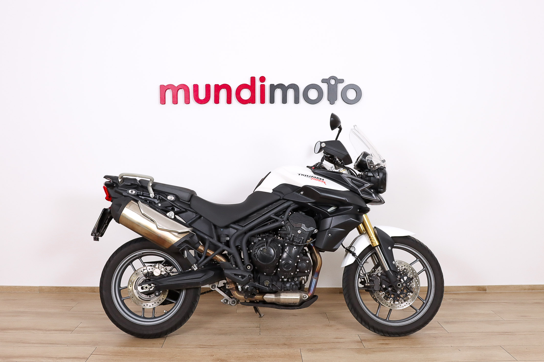 TRIUMPH TIGER 800TRIUMPH0 TRIUMPH TIGER 800TRIUMPH0