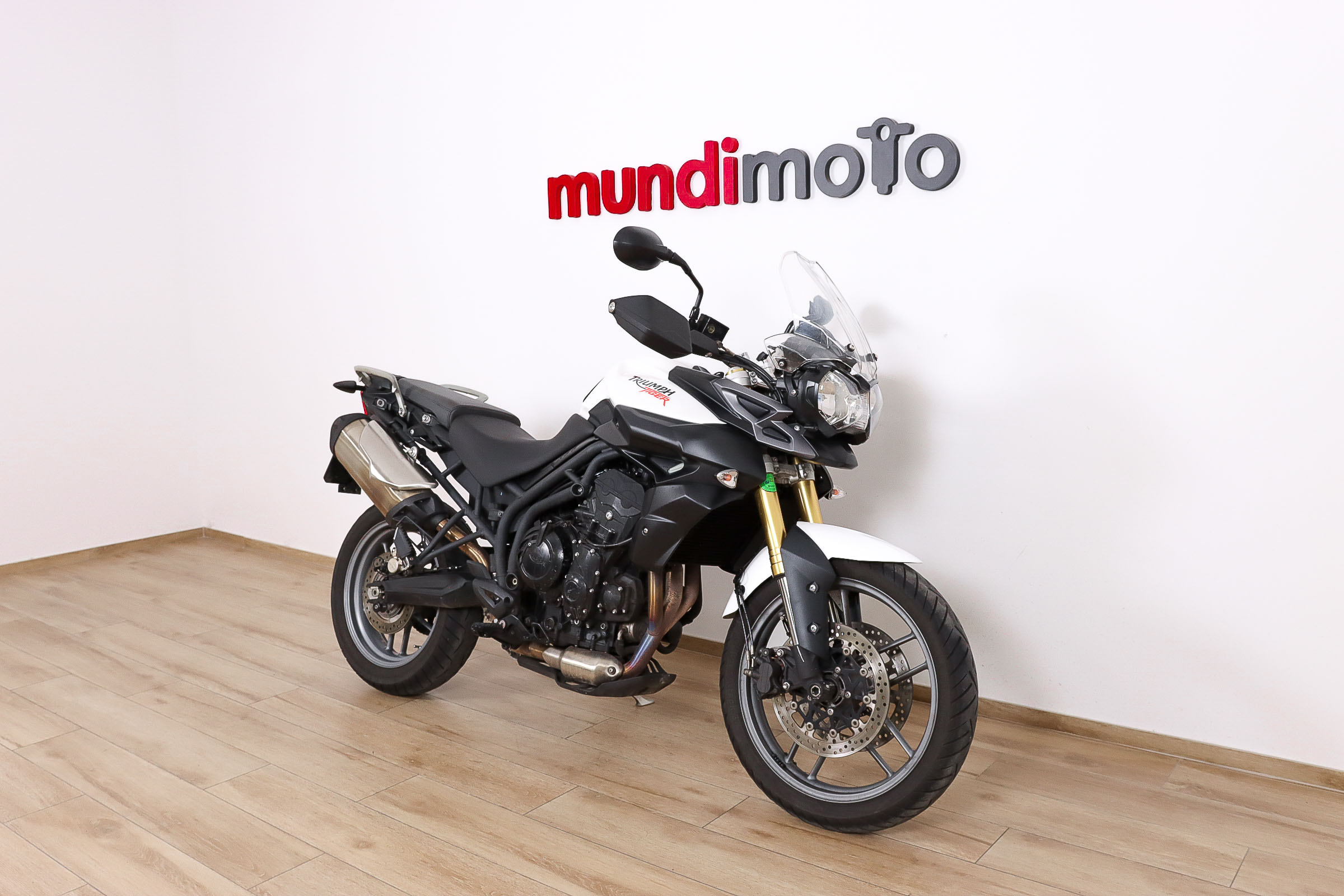 TRIUMPH TIGER 800TRIUMPH1 TRIUMPH TIGER 800TRIUMPH1